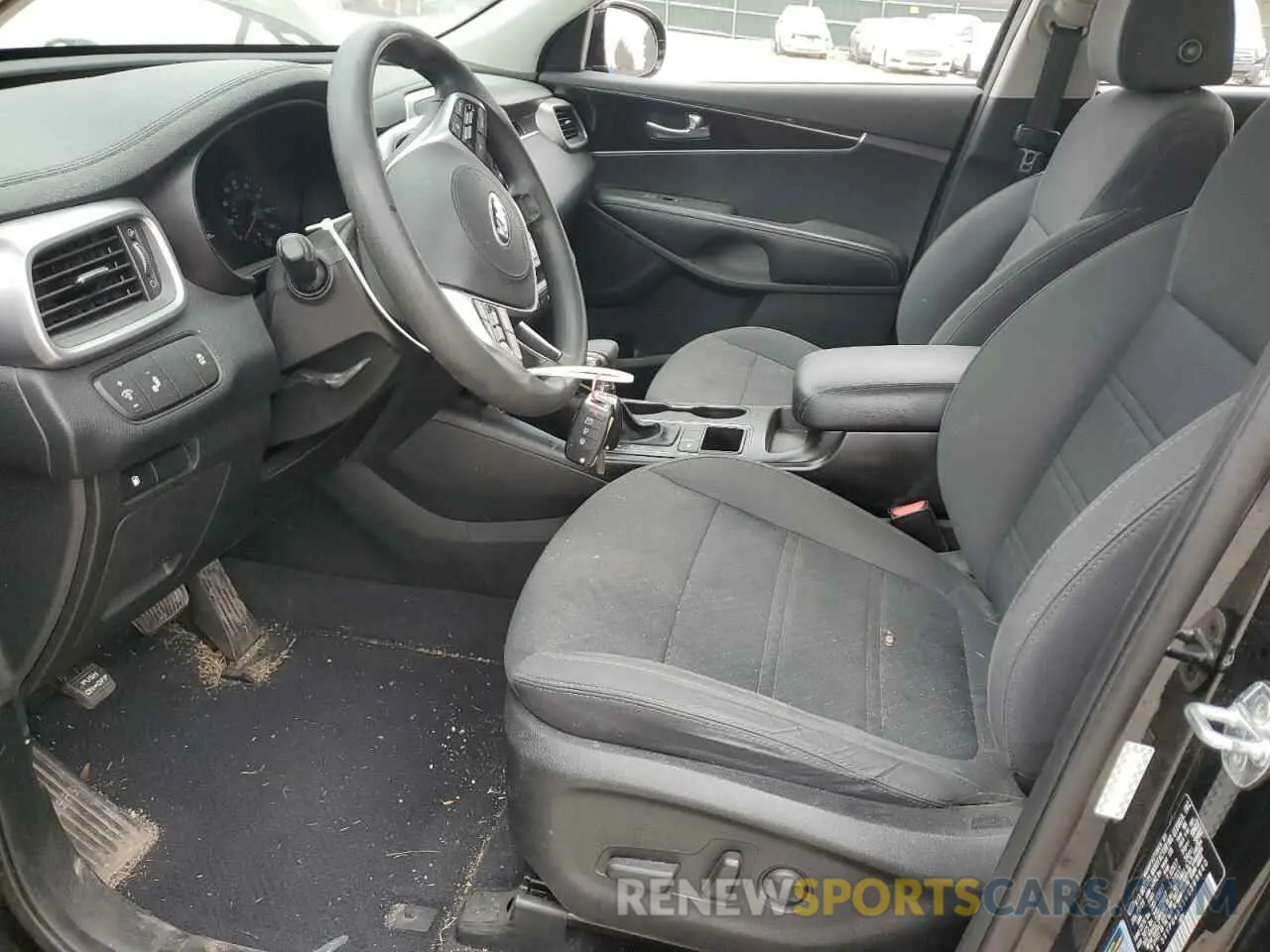 7 Photograph of a damaged car 5XYPG4A51KG568640 KIA SORENTO 2019