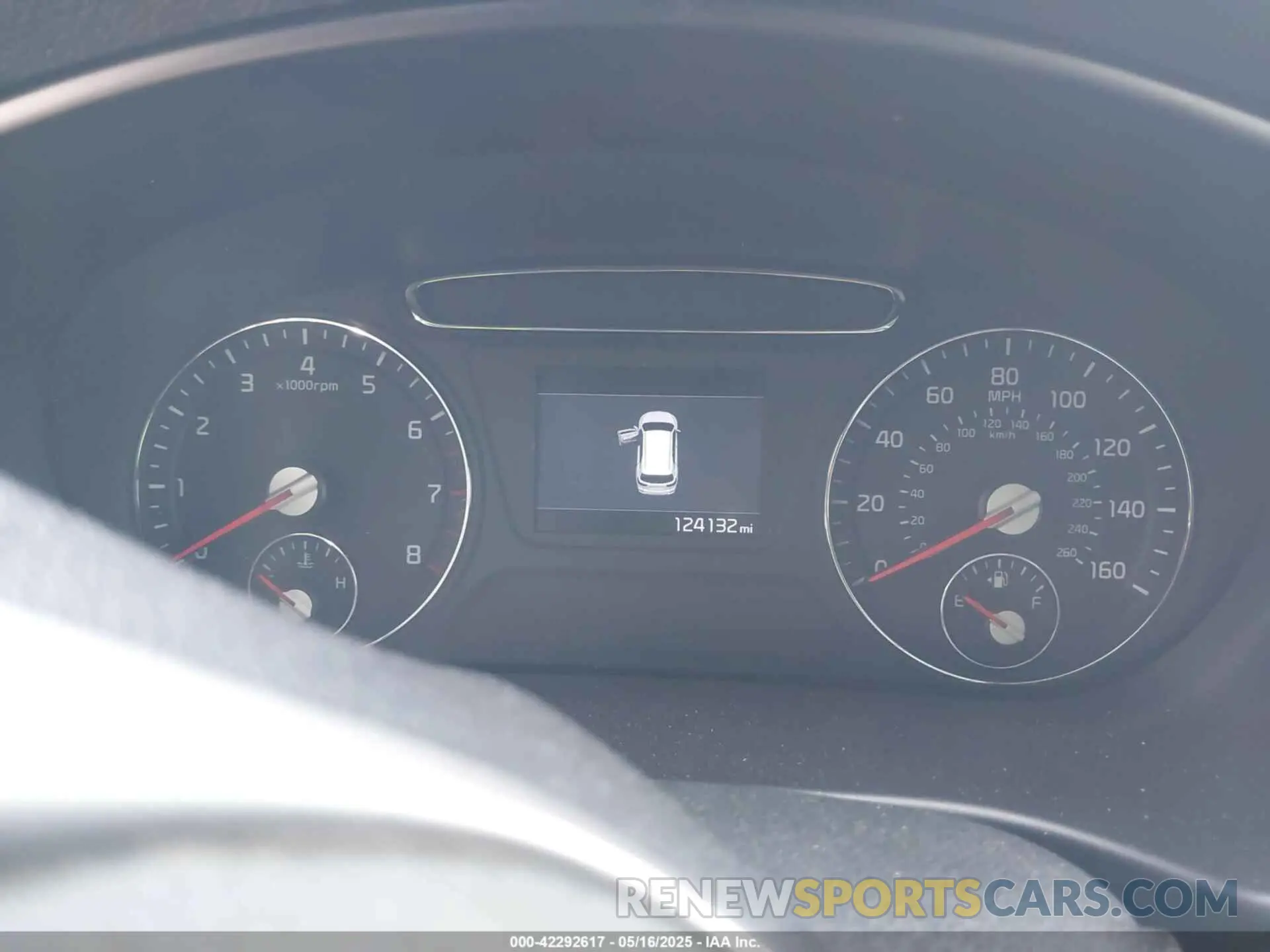15 Photograph of a damaged car 5XYPG4A51KG594221 KIA SORENTO 2019