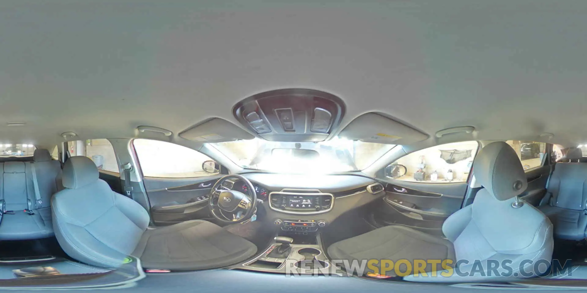 16 Photograph of a damaged car 5XYPG4A51KG600289 KIA SORENTO 2019