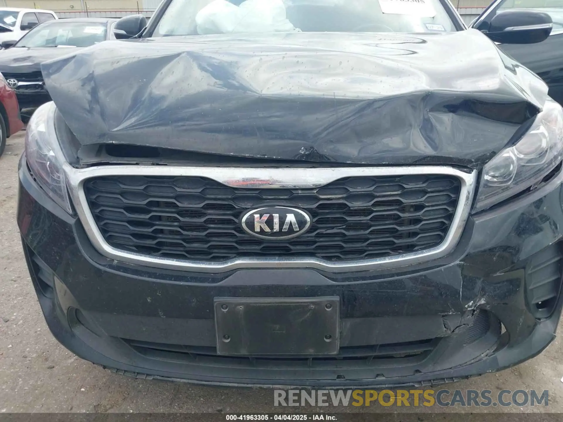 6 Photograph of a damaged car 5XYPG4A51KG609865 KIA SORENTO 2019