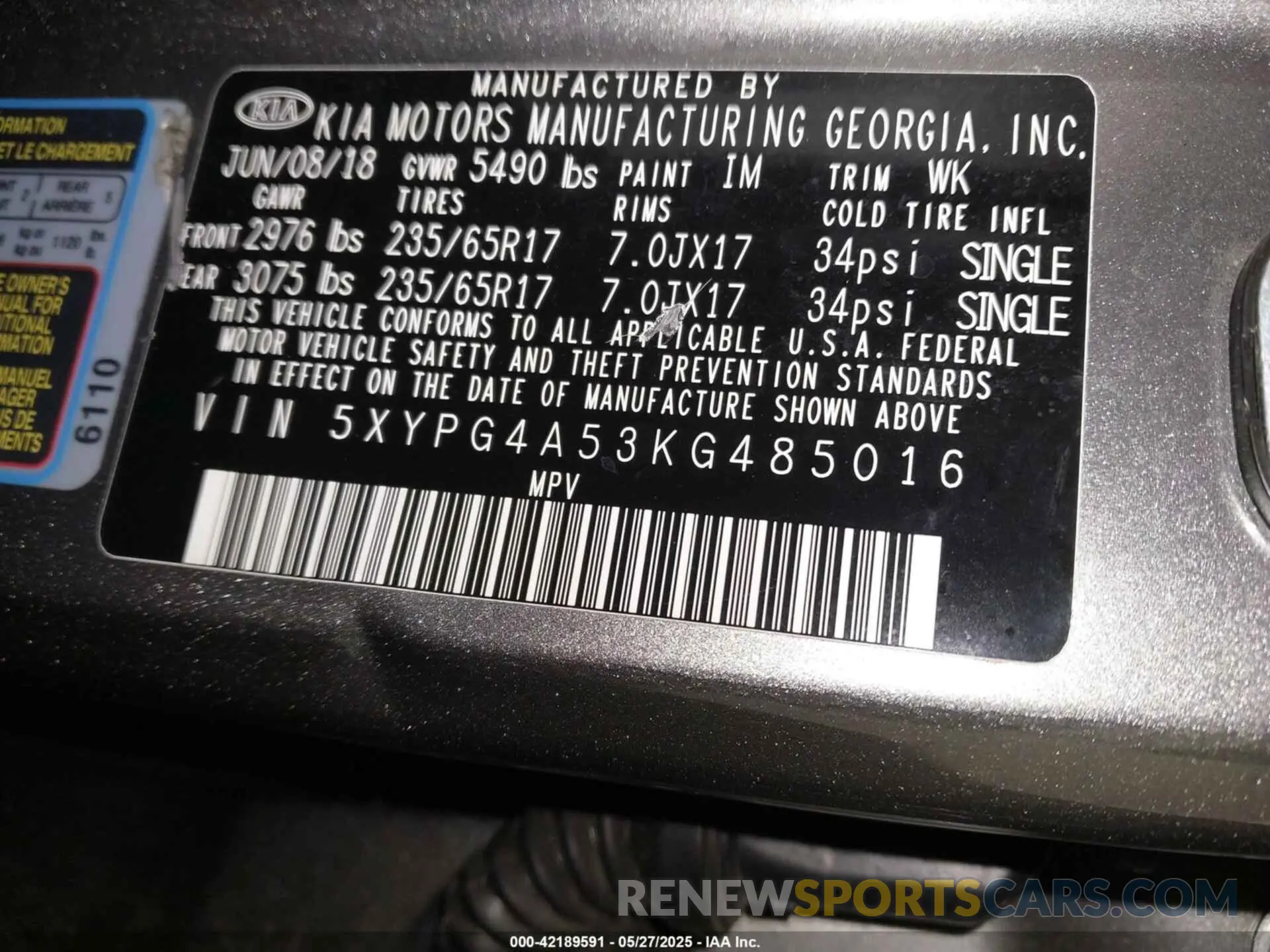 9 Photograph of a damaged car 5XYPG4A53KG485016 KIA SORENTO 2019