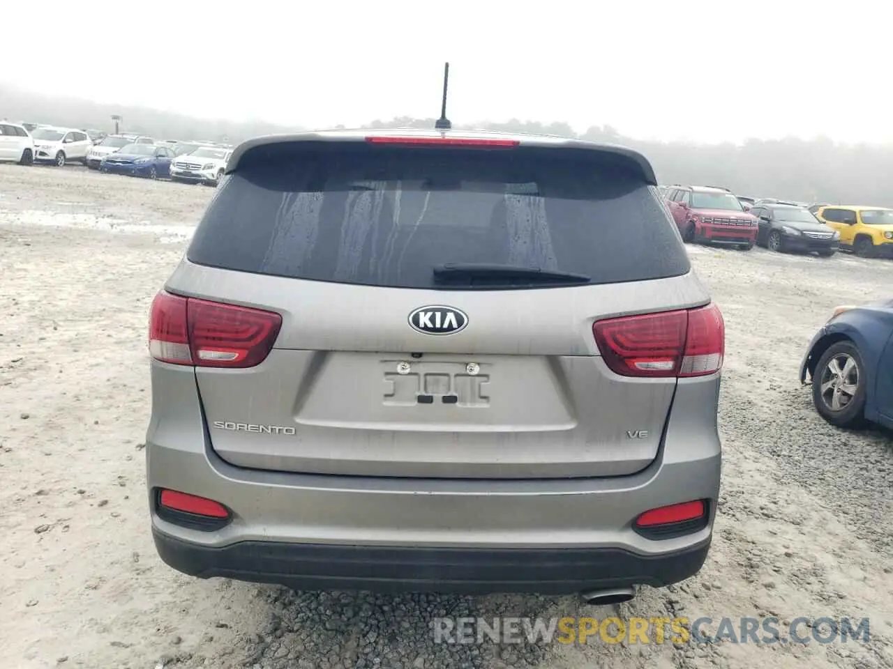 6 Photograph of a damaged car 5XYPG4A53KG491429 KIA SORENTO 2019