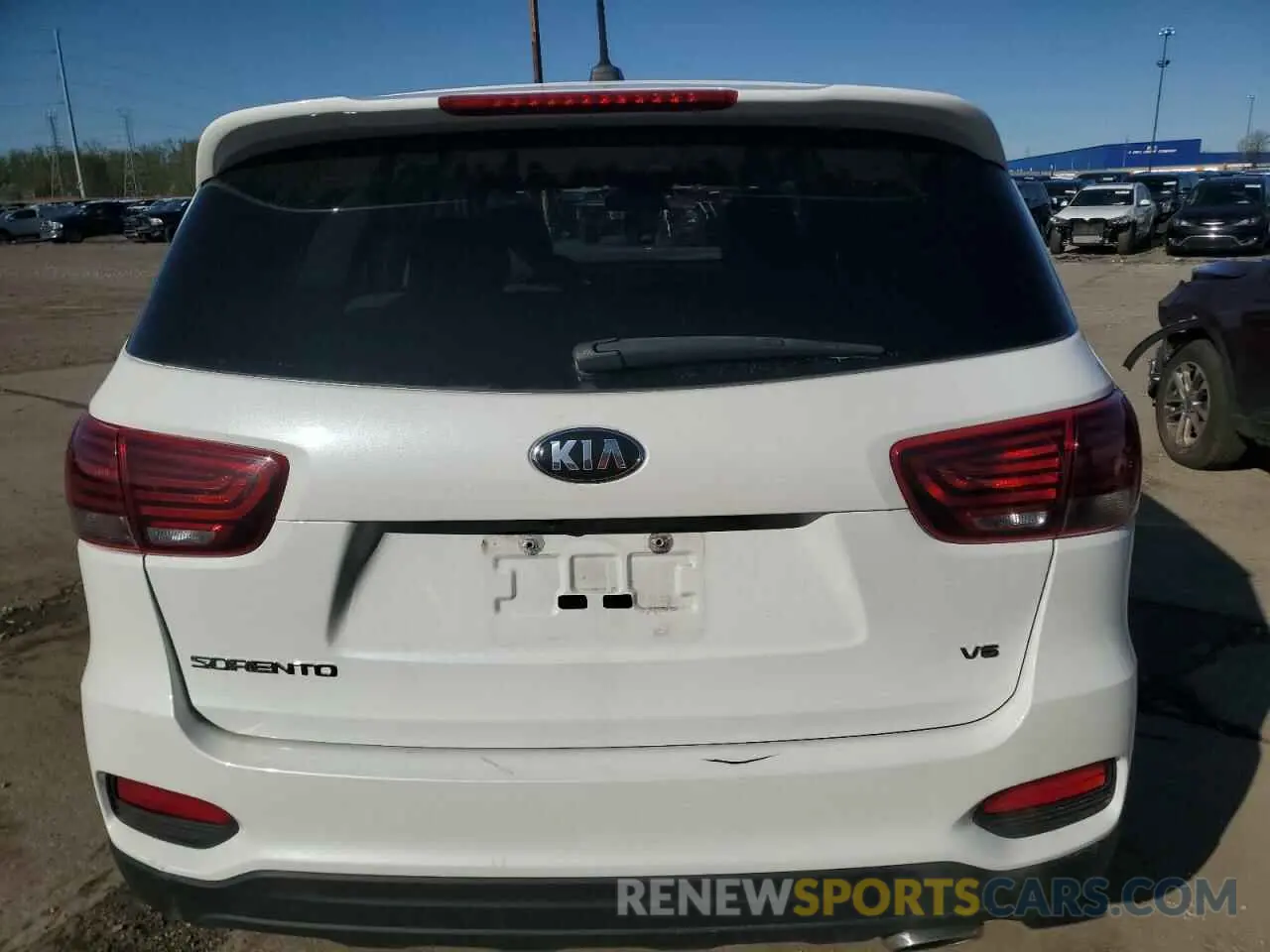 6 Photograph of a damaged car 5XYPG4A54KG492296 KIA SORENTO 2019