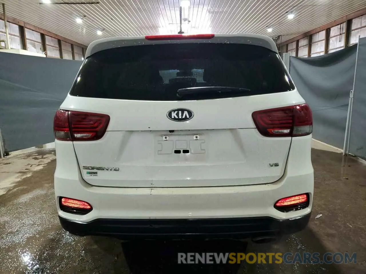 6 Photograph of a damaged car 5XYPG4A54KG509565 KIA SORENTO 2019