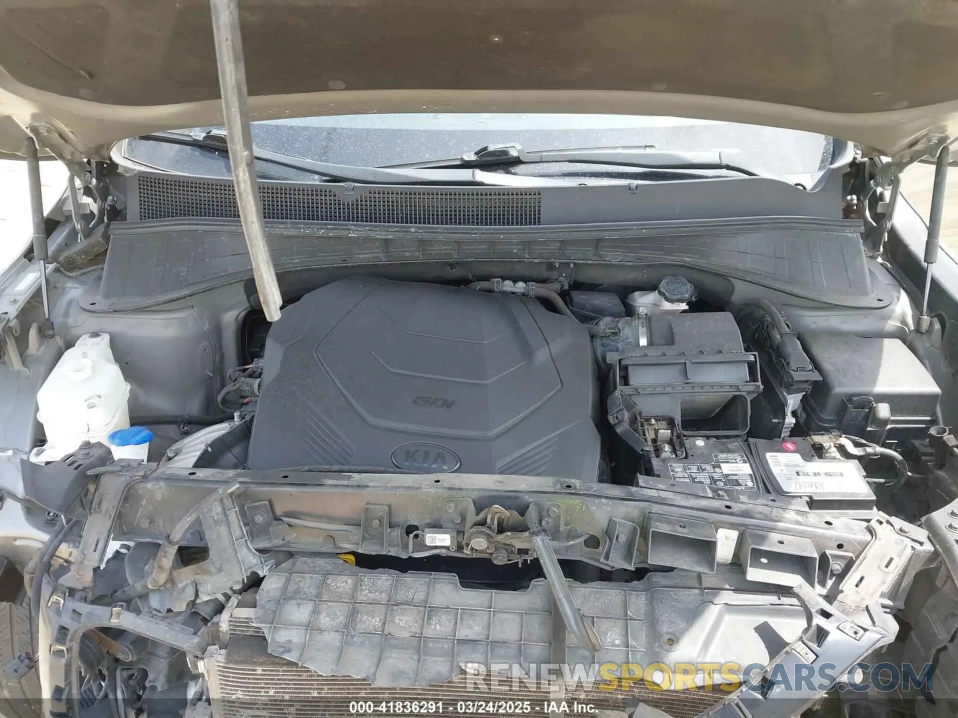 10 Photograph of a damaged car 5XYPG4A56KG467903 KIA SORENTO 2019