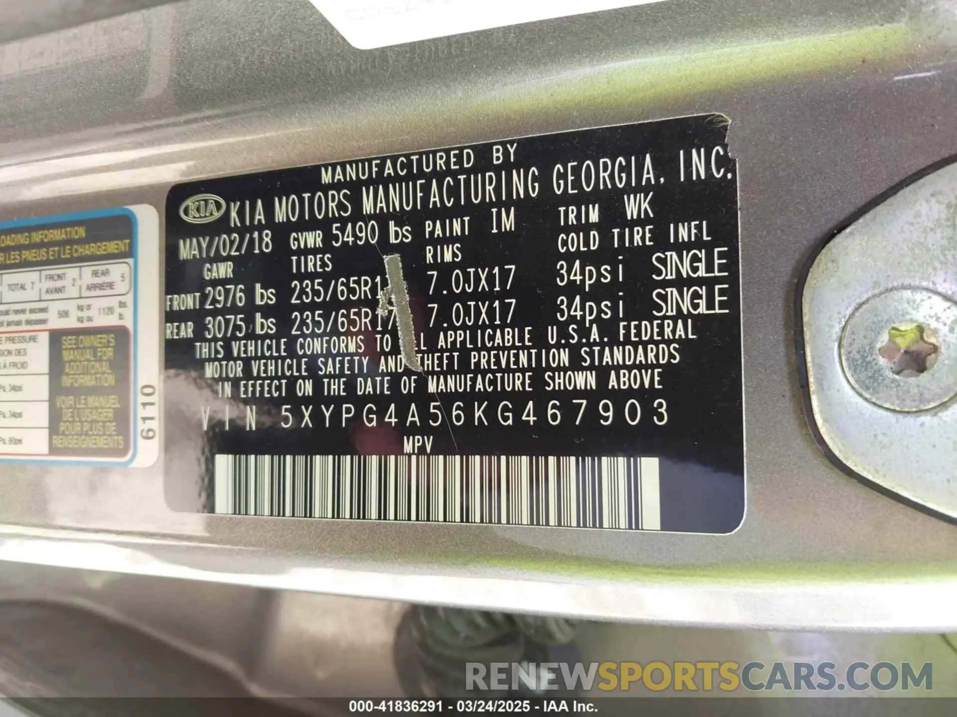 9 Photograph of a damaged car 5XYPG4A56KG467903 KIA SORENTO 2019