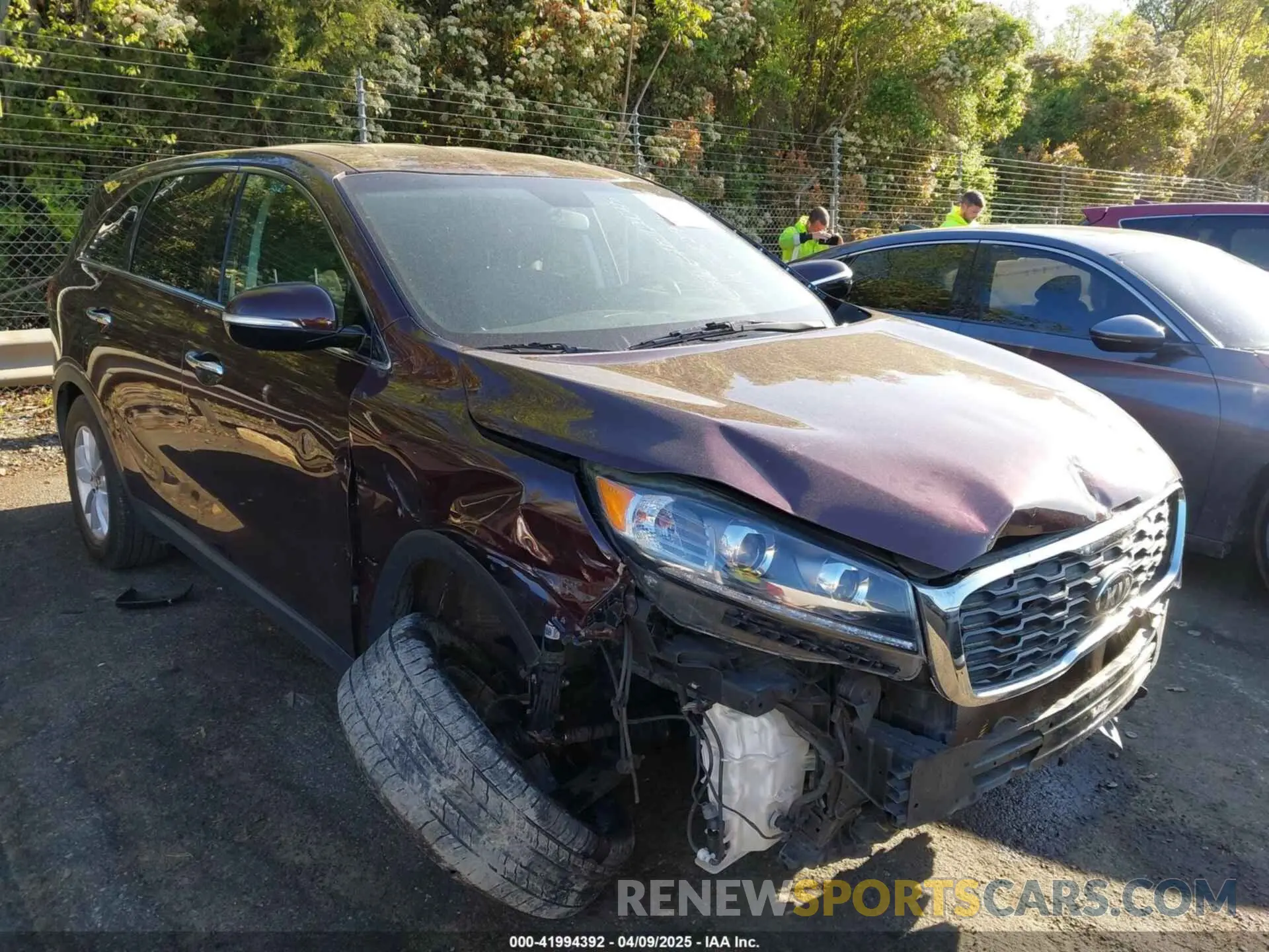1 Photograph of a damaged car 5XYPG4A56KG481297 KIA SORENTO 2019