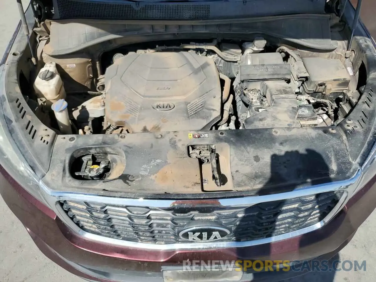 12 Photograph of a damaged car 5XYPG4A56KG490615 KIA SORENTO 2019