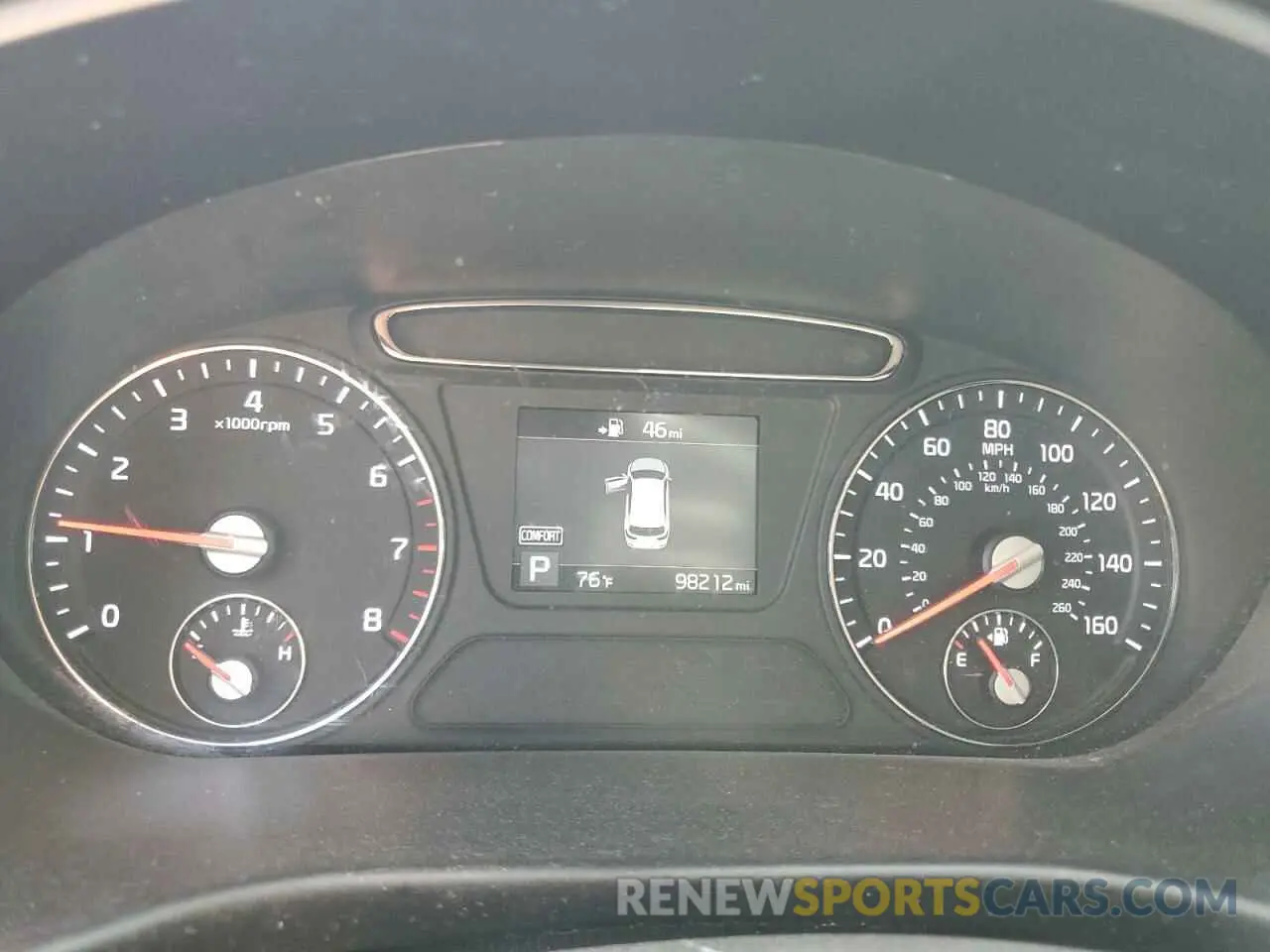 9 Photograph of a damaged car 5XYPG4A56KG490615 KIA SORENTO 2019