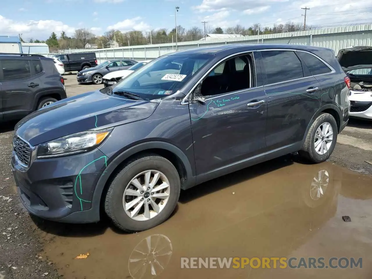 1 Photograph of a damaged car 5XYPG4A56KG490775 KIA SORENTO 2019