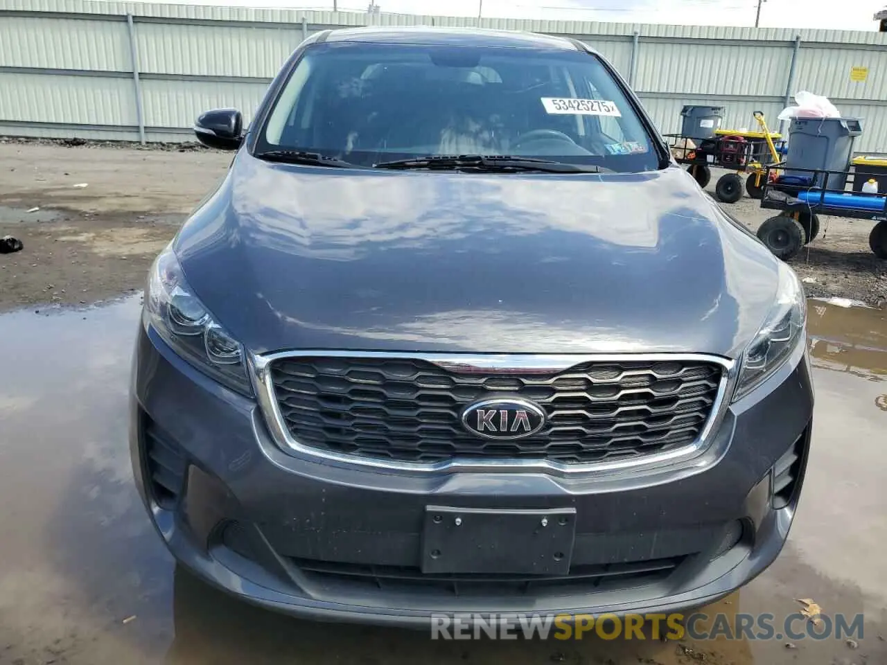 5 Photograph of a damaged car 5XYPG4A56KG490775 KIA SORENTO 2019