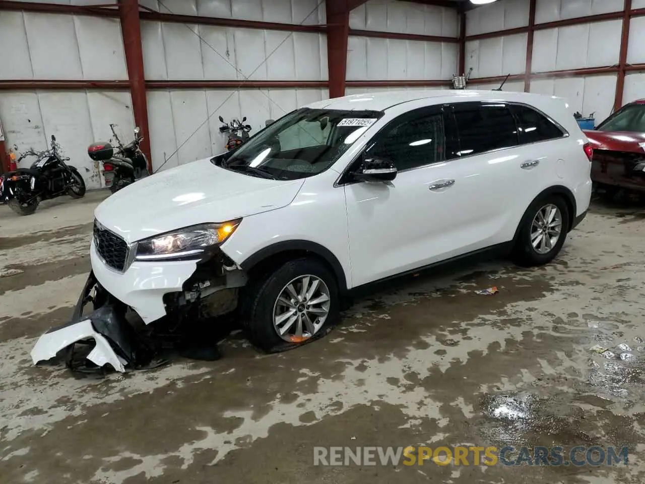 1 Photograph of a damaged car 5XYPG4A56KG558427 KIA SORENTO 2019
