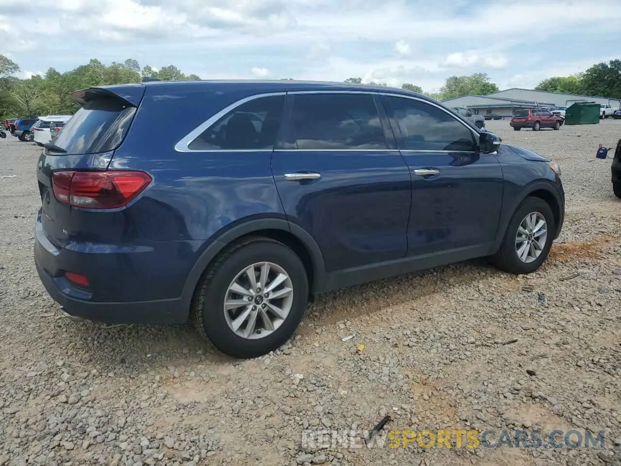 3 Photograph of a damaged car 5XYPG4A57KG462354 KIA SORENTO 2019