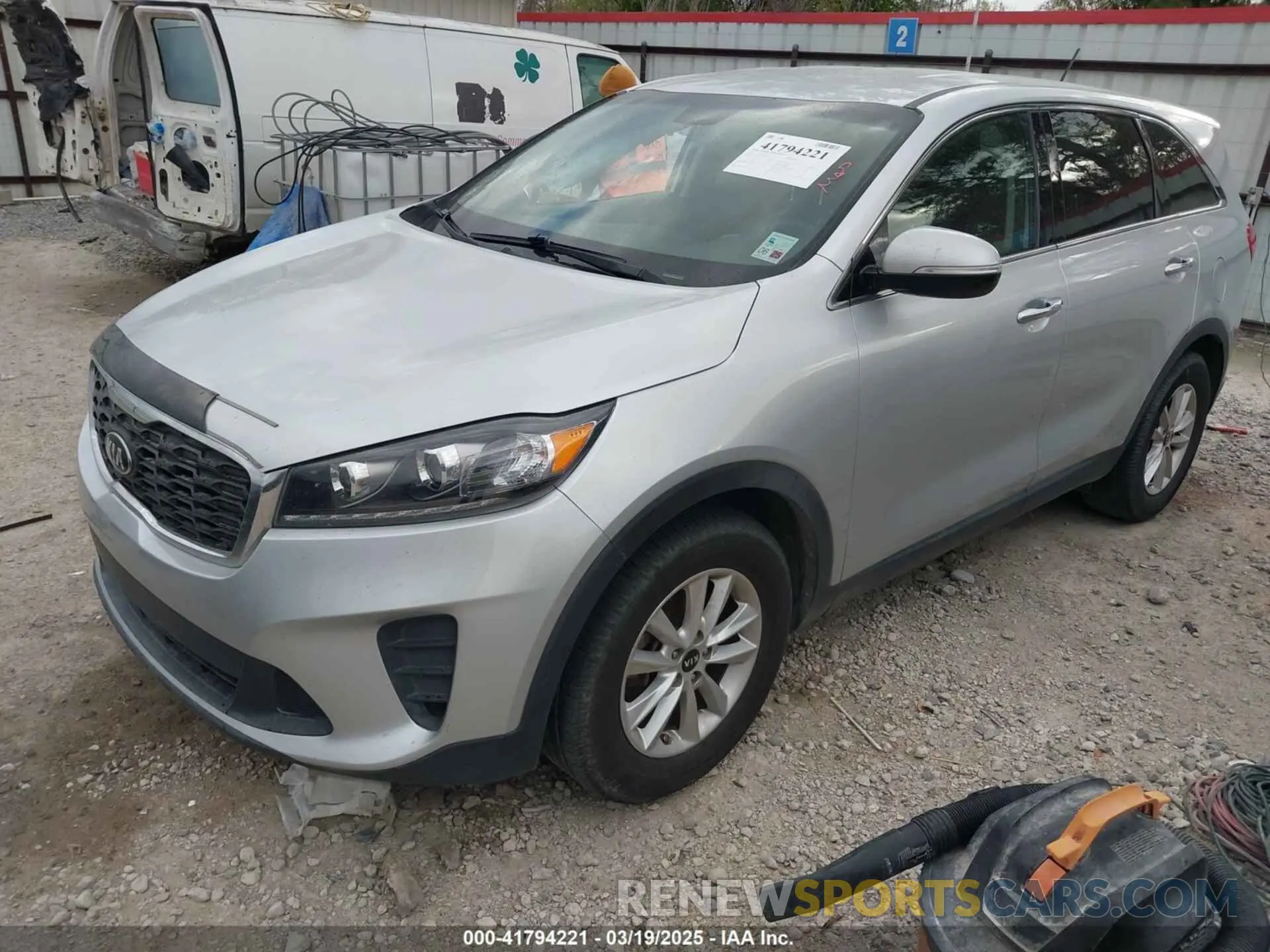 2 Photograph of a damaged car 5XYPG4A57KG481373 KIA SORENTO 2019