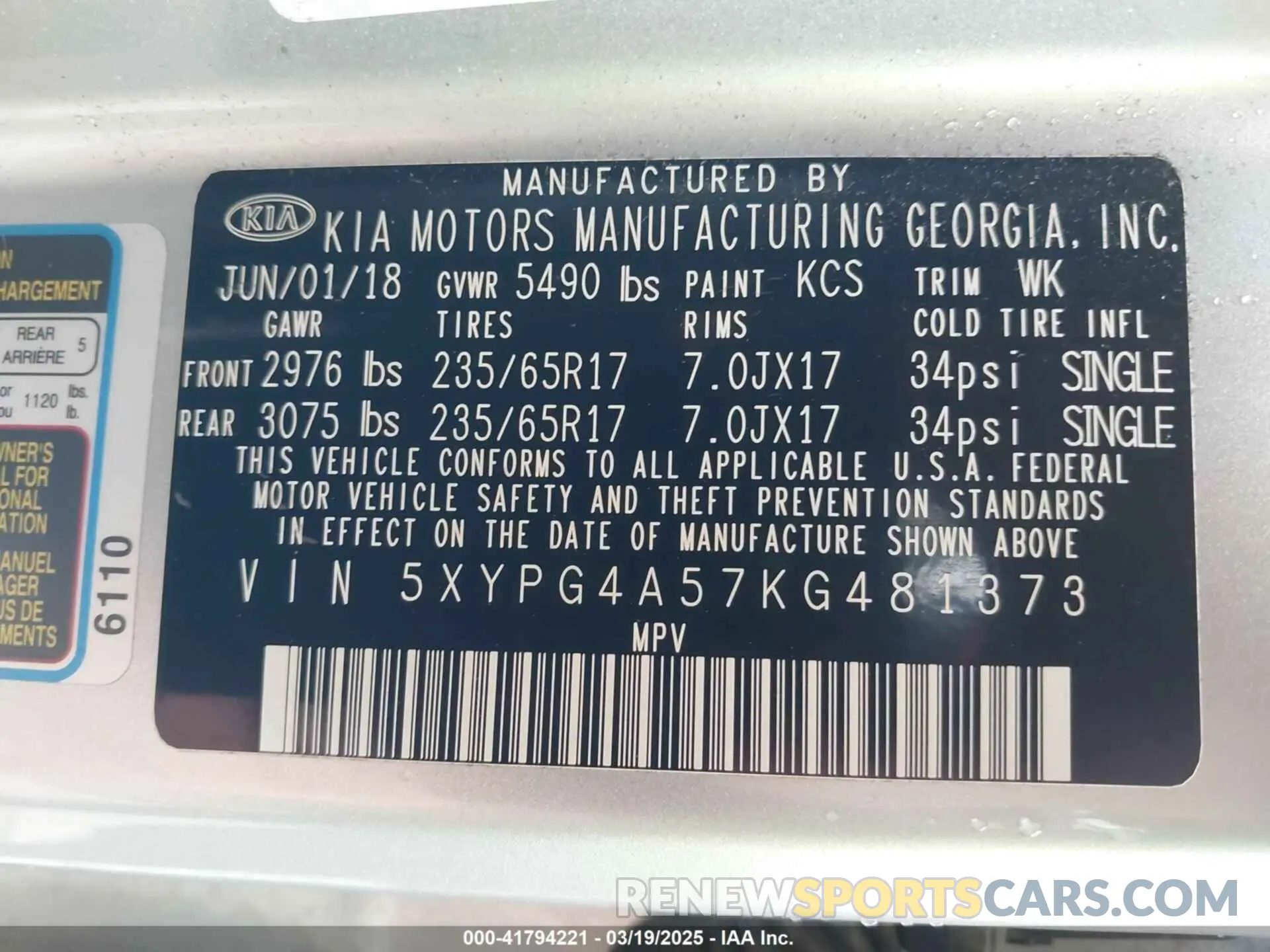 9 Photograph of a damaged car 5XYPG4A57KG481373 KIA SORENTO 2019