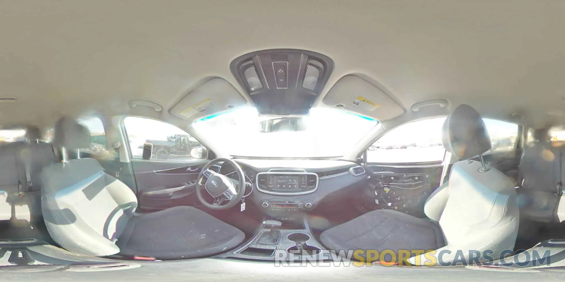 16 Photograph of a damaged car 5XYPG4A57KG482846 KIA SORENTO 2019