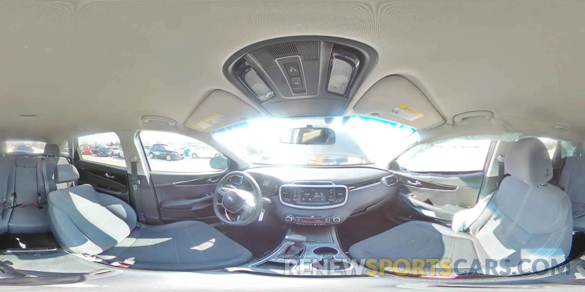 14 Photograph of a damaged car 5XYPG4A57KG486900 KIA SORENTO 2019