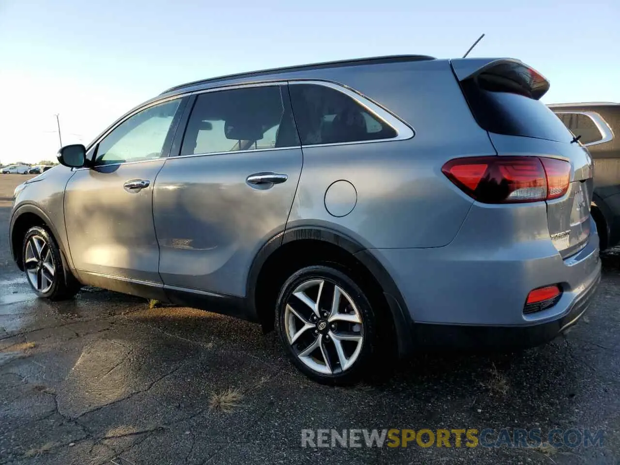 2 Photograph of a damaged car 5XYPG4A57KG599259 KIA SORENTO 2019