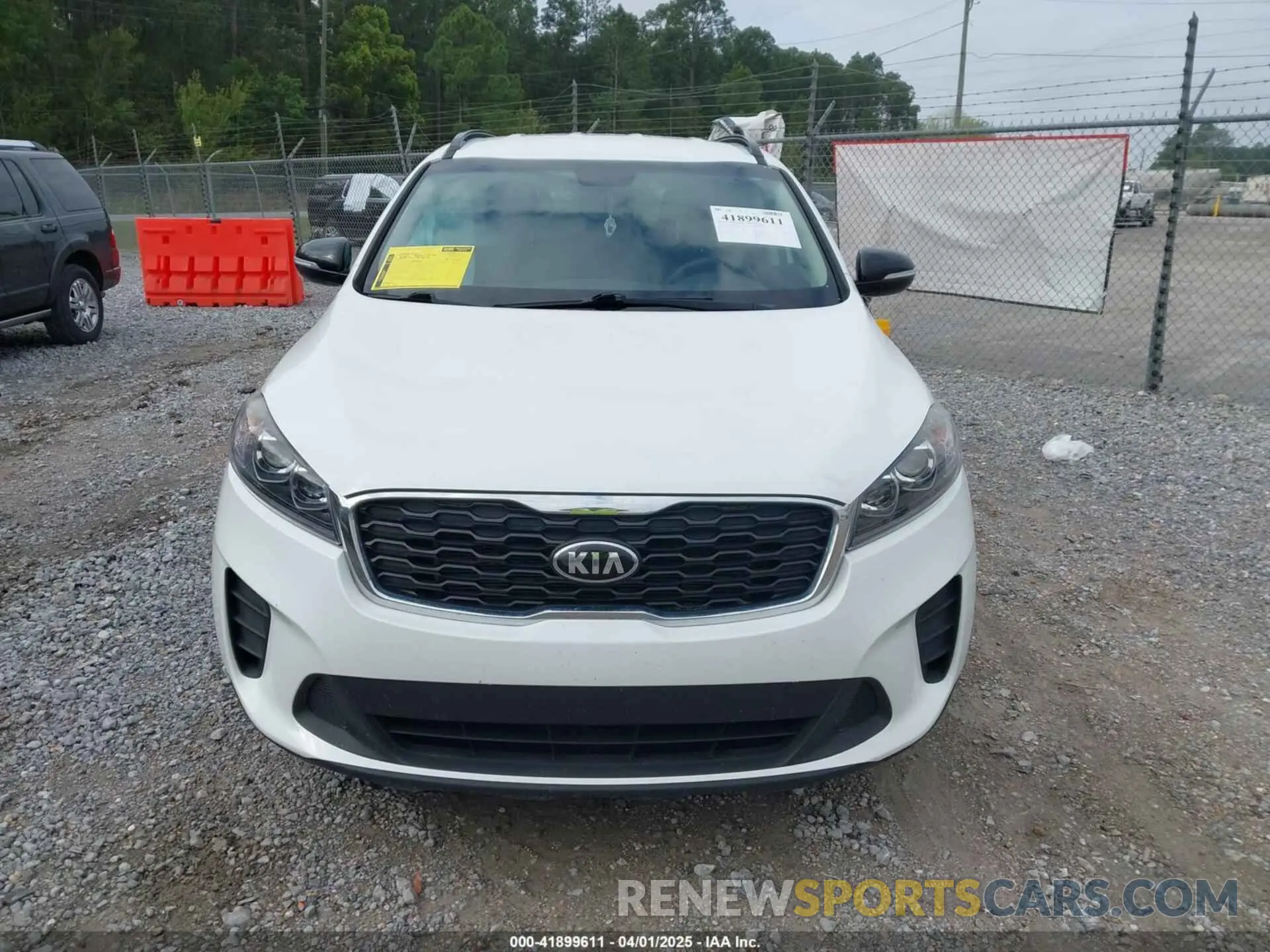 12 Photograph of a damaged car 5XYPG4A57KG605108 KIA SORENTO 2019