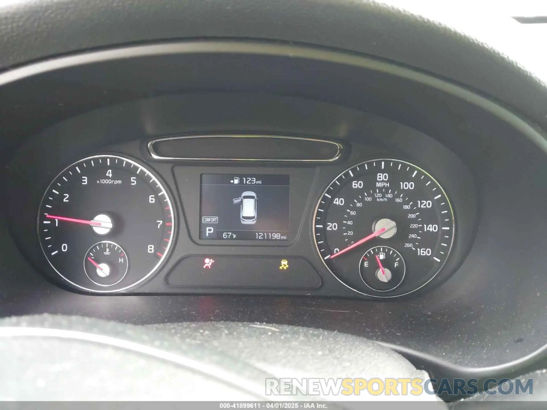 7 Photograph of a damaged car 5XYPG4A57KG605108 KIA SORENTO 2019