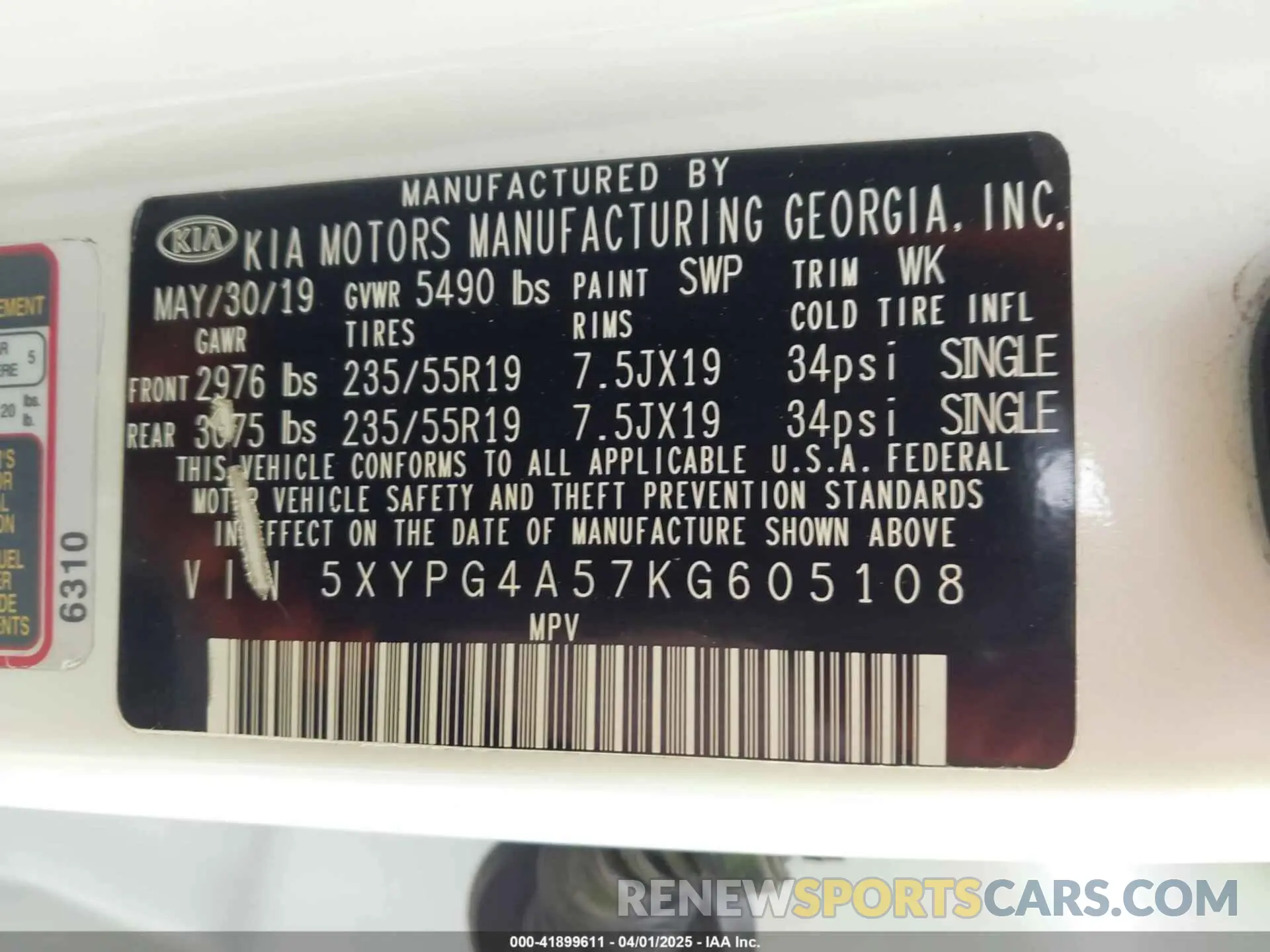 9 Photograph of a damaged car 5XYPG4A57KG605108 KIA SORENTO 2019