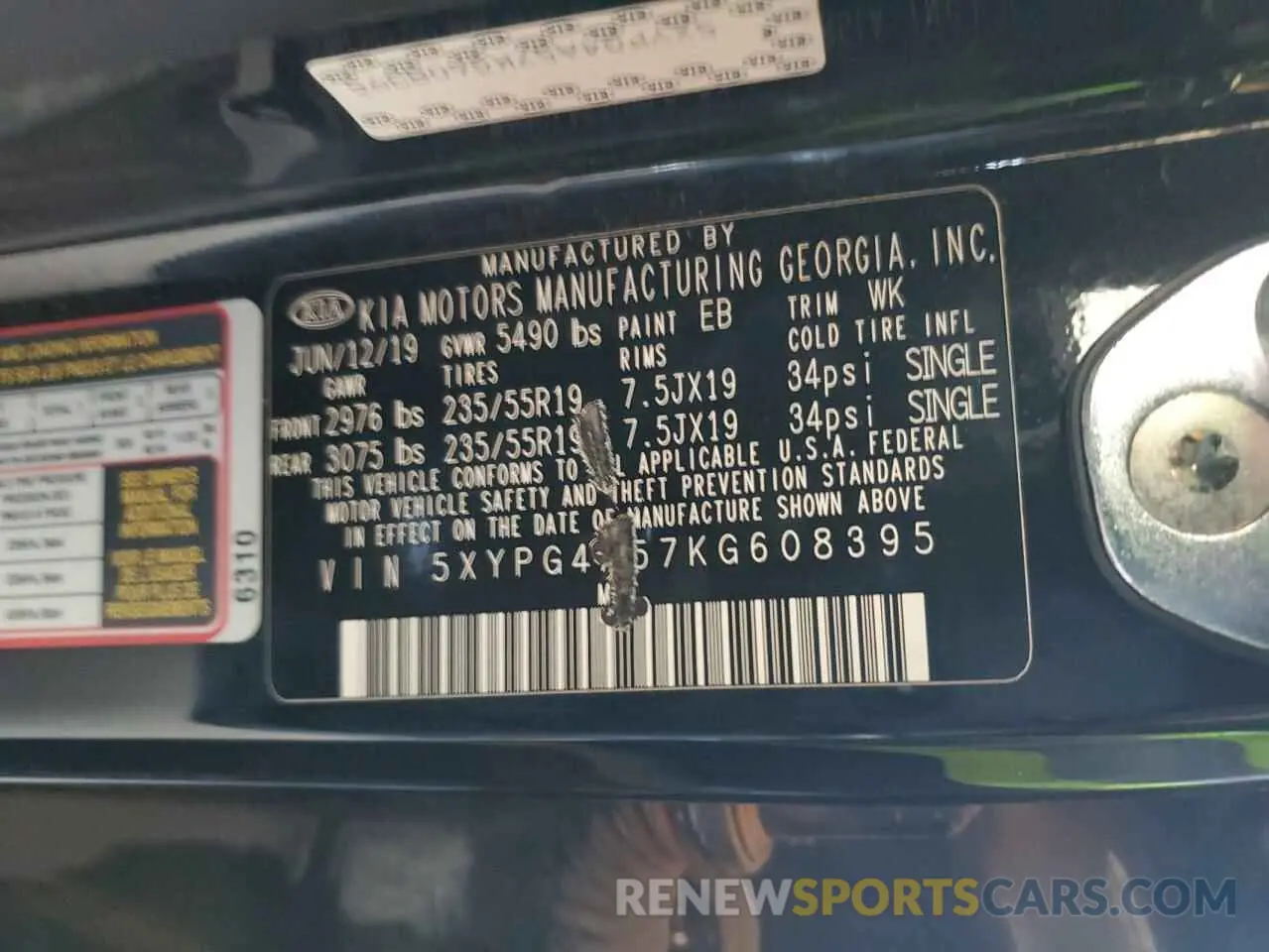 13 Photograph of a damaged car 5XYPG4A57KG608395 KIA SORENTO 2019