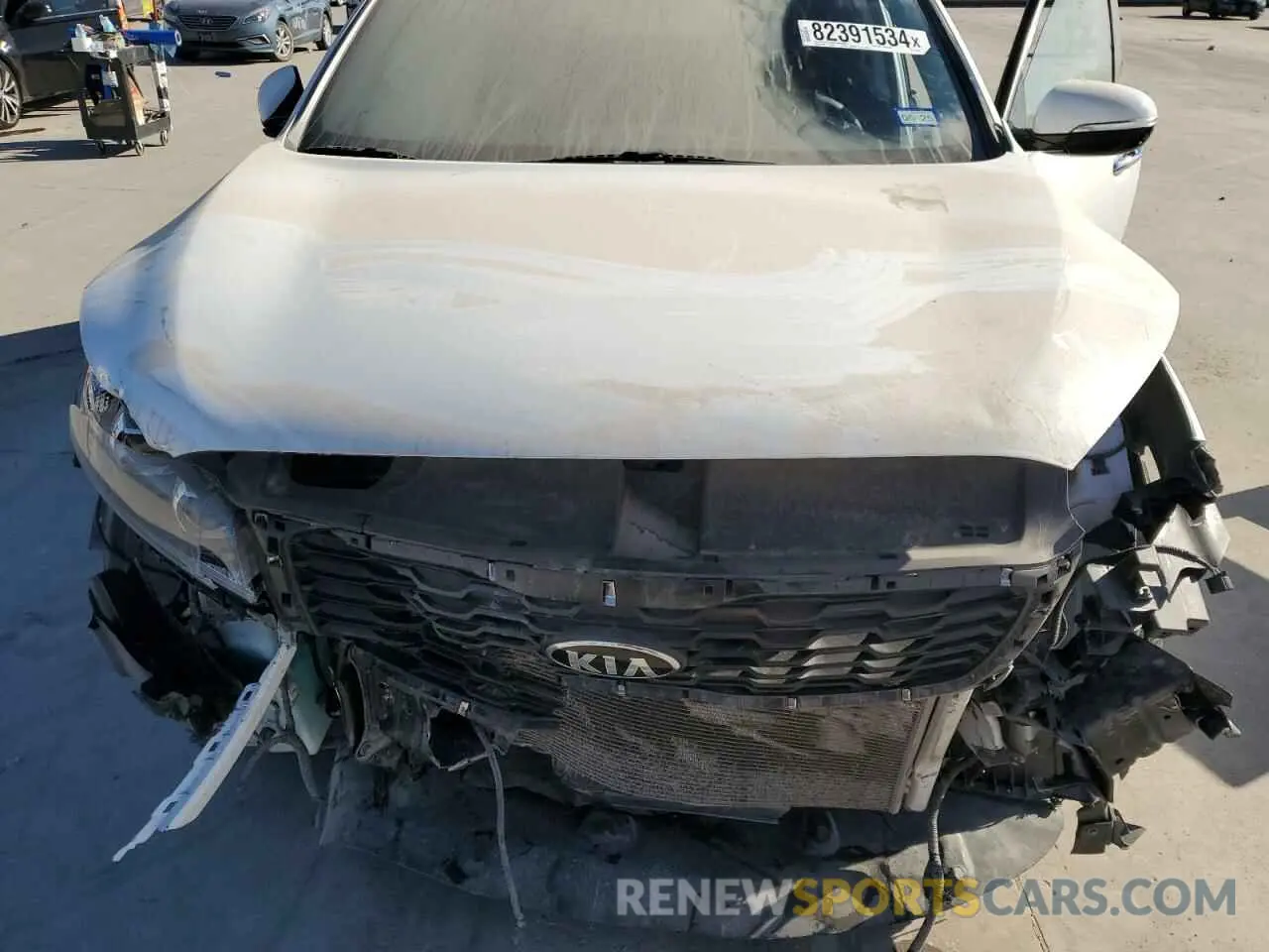 12 Photograph of a damaged car 5XYPG4A58KG561278 KIA SORENTO 2019