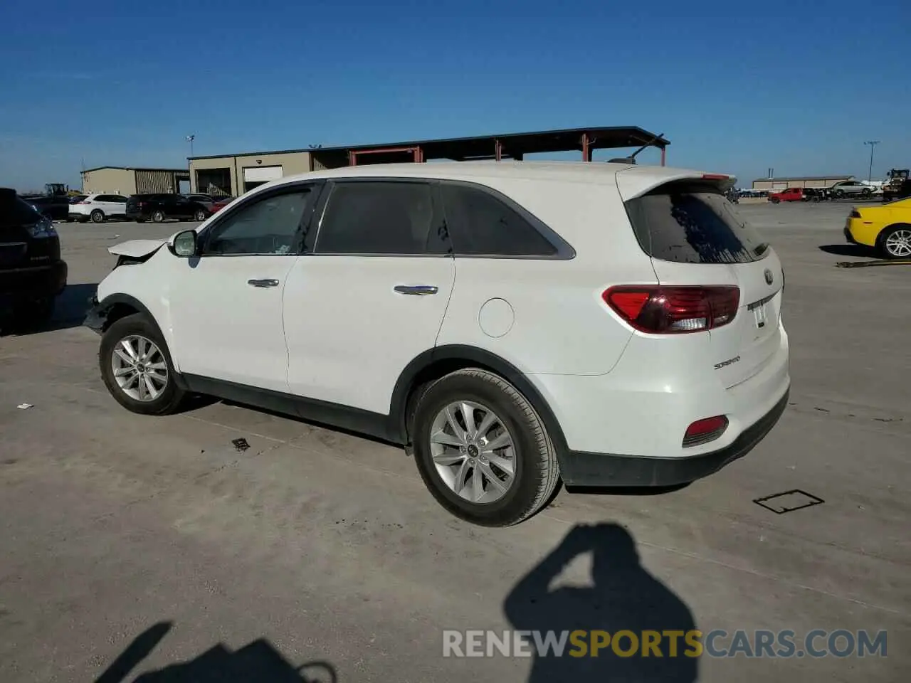 2 Photograph of a damaged car 5XYPG4A58KG561278 KIA SORENTO 2019