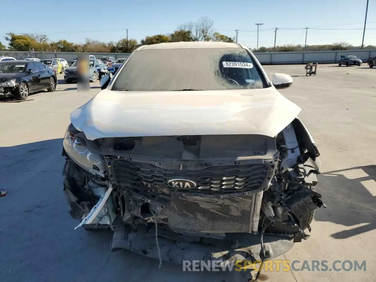 5 Photograph of a damaged car 5XYPG4A58KG561278 KIA SORENTO 2019