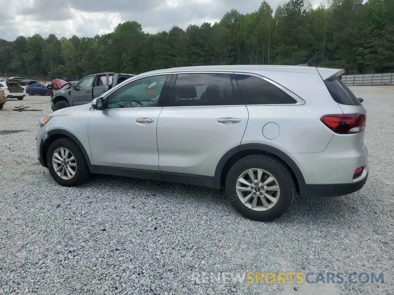 2 Photograph of a damaged car 5XYPG4A59KG576937 KIA SORENTO 2019