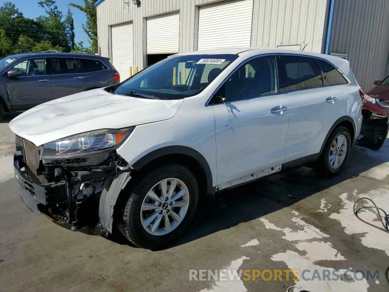 1 Photograph of a damaged car 5XYPG4A5XKG440915 KIA SORENTO 2019