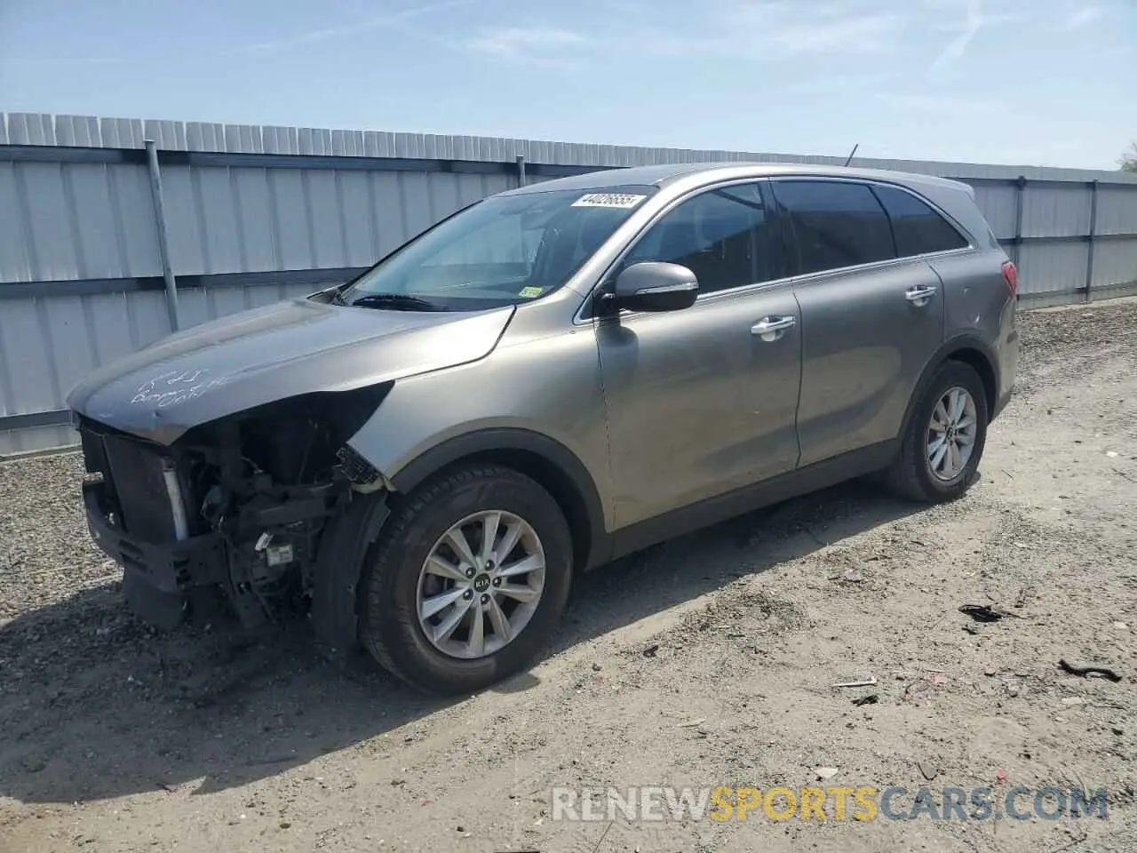 1 Photograph of a damaged car 5XYPG4A5XKG491556 KIA SORENTO 2019