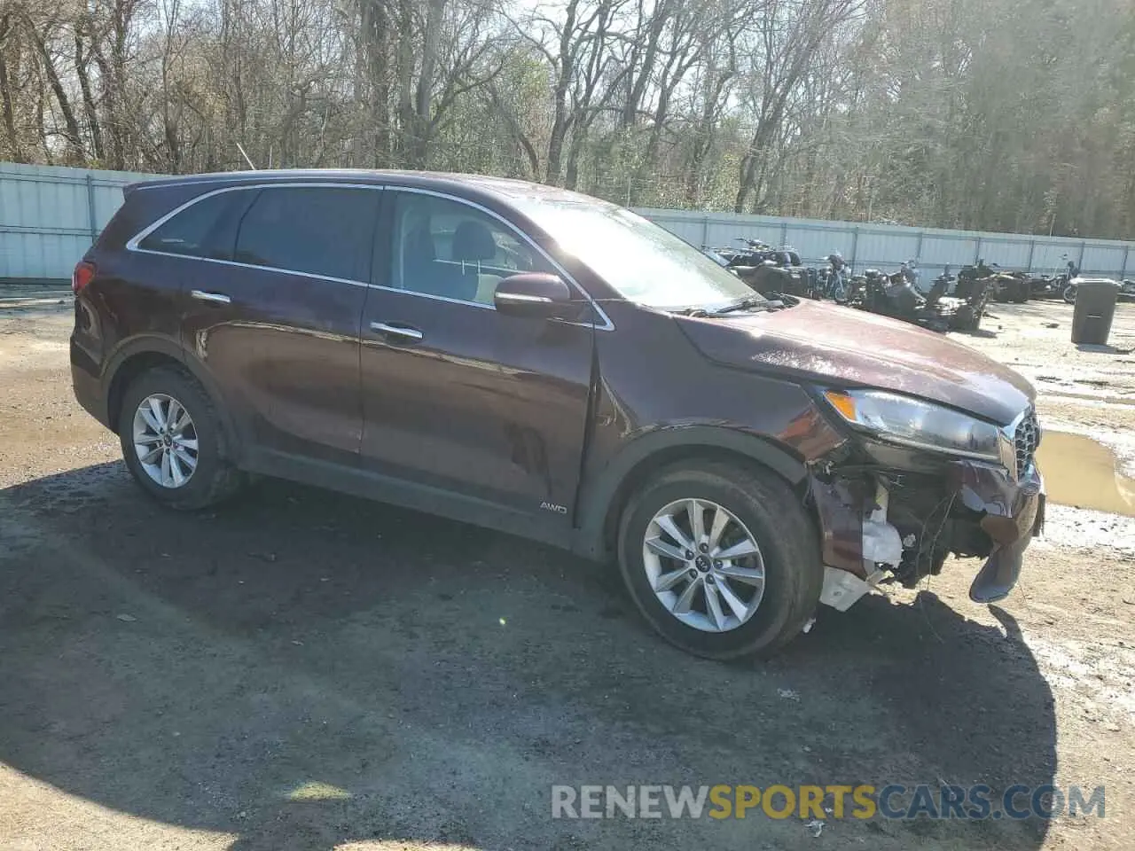 4 Photograph of a damaged car 5XYPGDA30KG554310 KIA SORENTO 2019