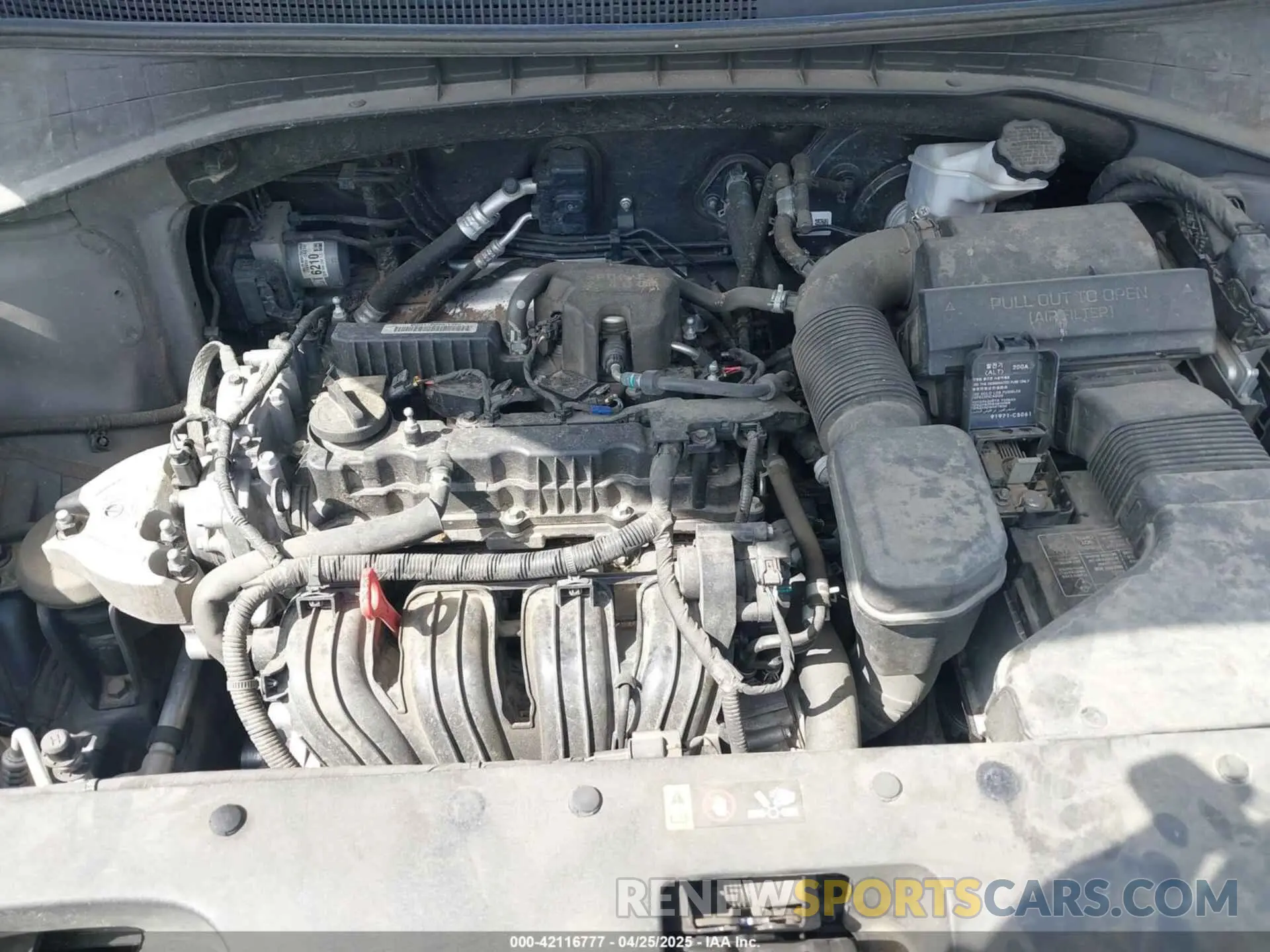 10 Photograph of a damaged car 5XYPGDA31KG437240 KIA SORENTO 2019