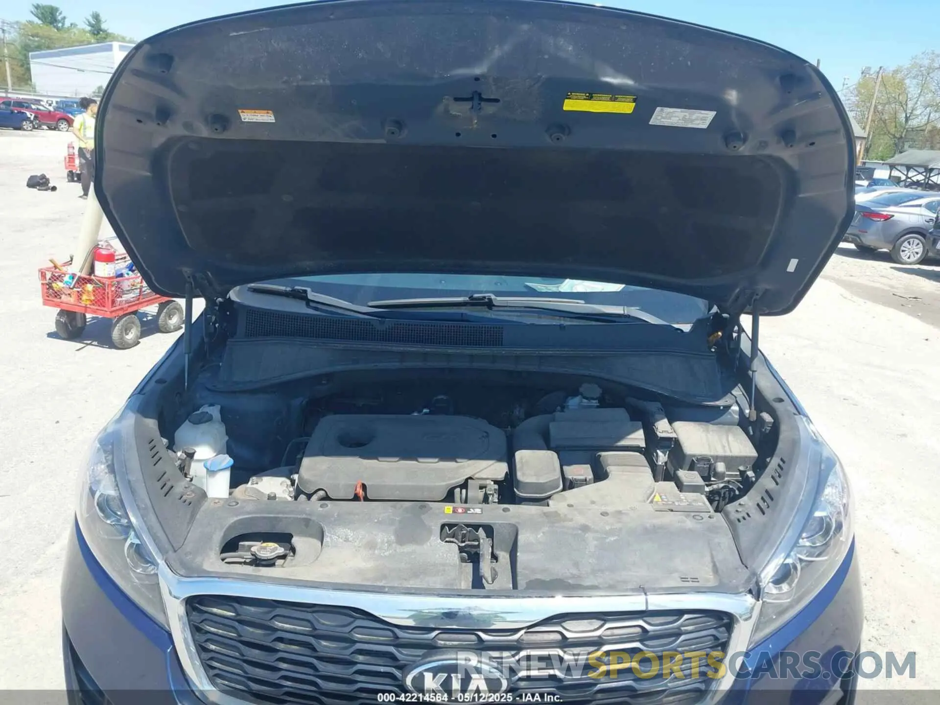 10 Photograph of a damaged car 5XYPGDA32KG433827 KIA SORENTO 2019