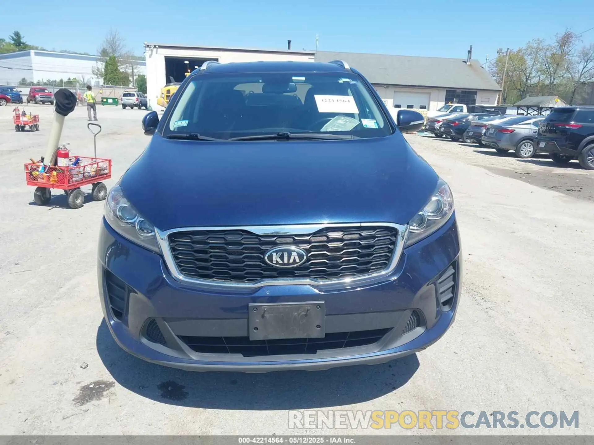 12 Photograph of a damaged car 5XYPGDA32KG433827 KIA SORENTO 2019