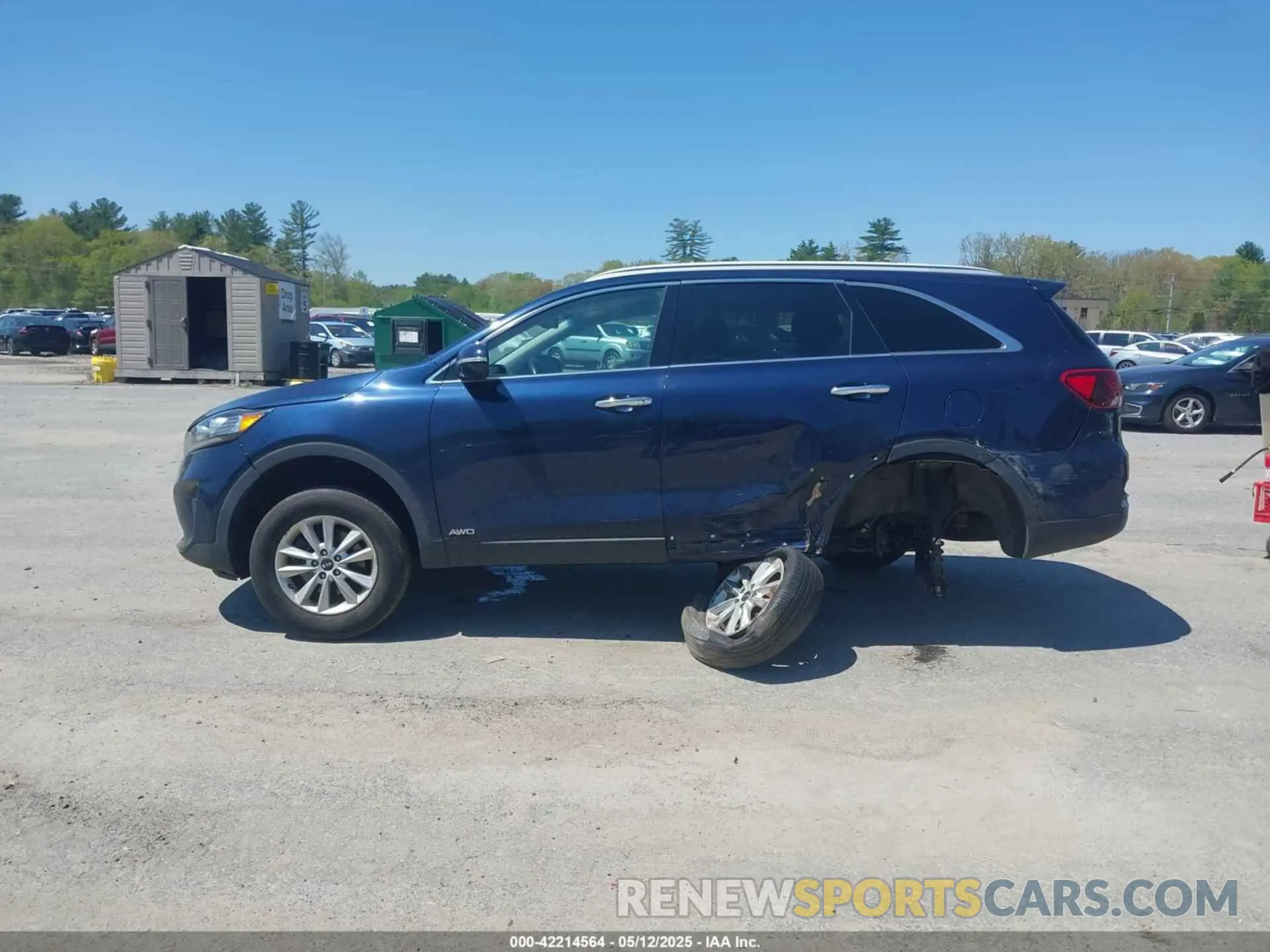 14 Photograph of a damaged car 5XYPGDA32KG433827 KIA SORENTO 2019