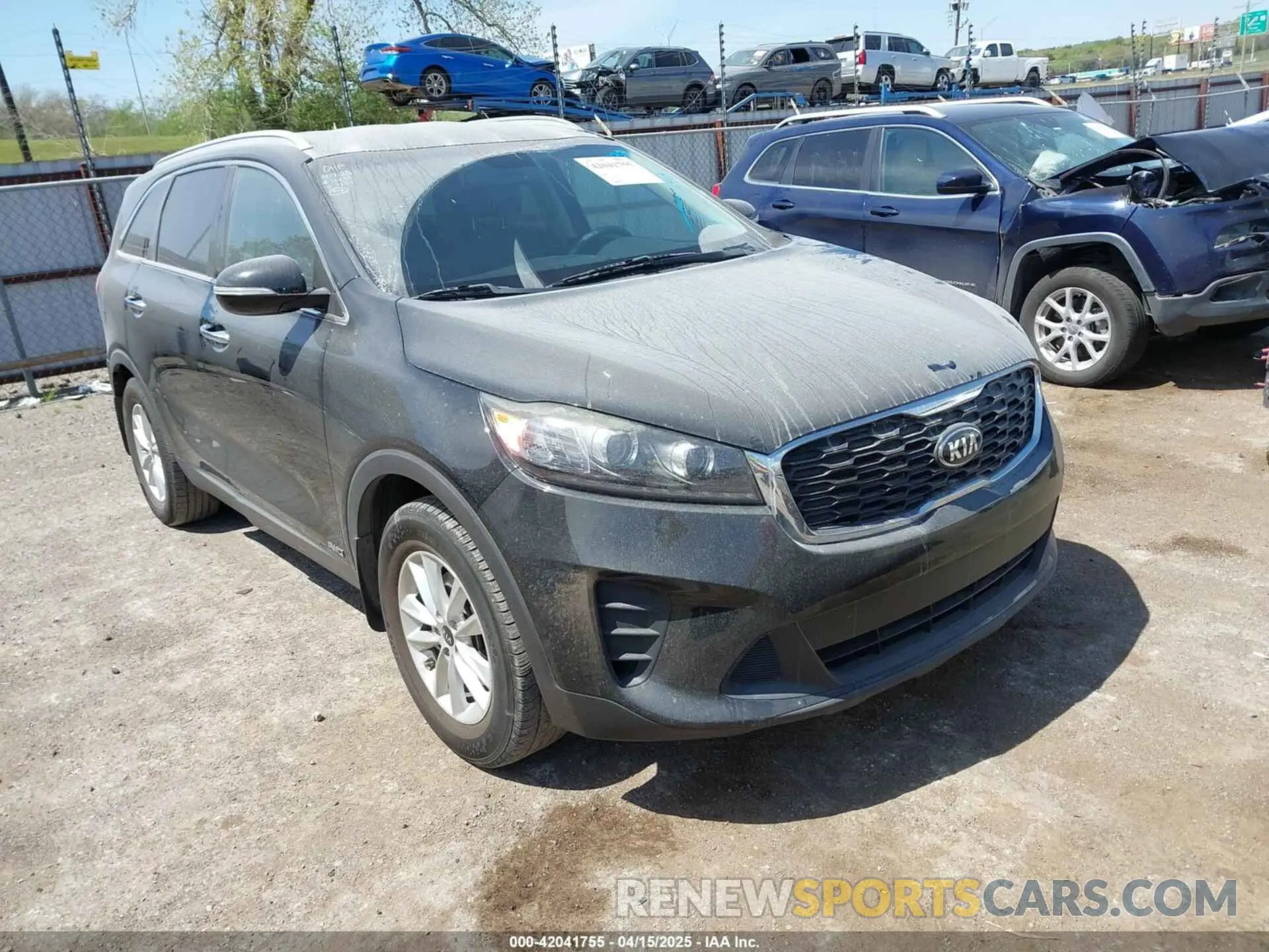 1 Photograph of a damaged car 5XYPGDA32KG437294 KIA SORENTO 2019