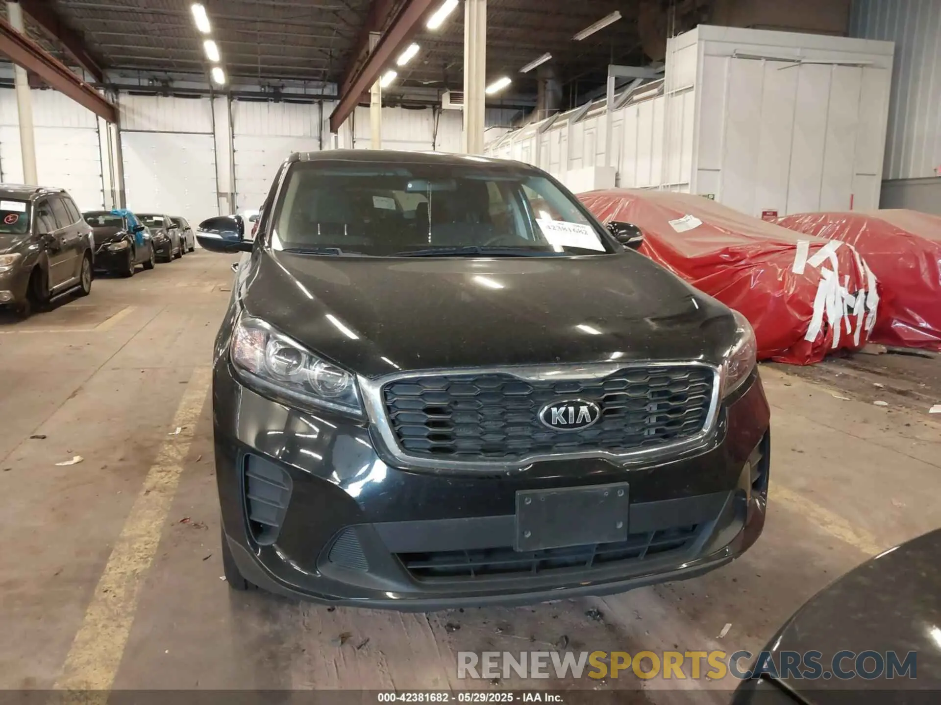 11 Photograph of a damaged car 5XYPGDA32KG506565 KIA SORENTO 2019