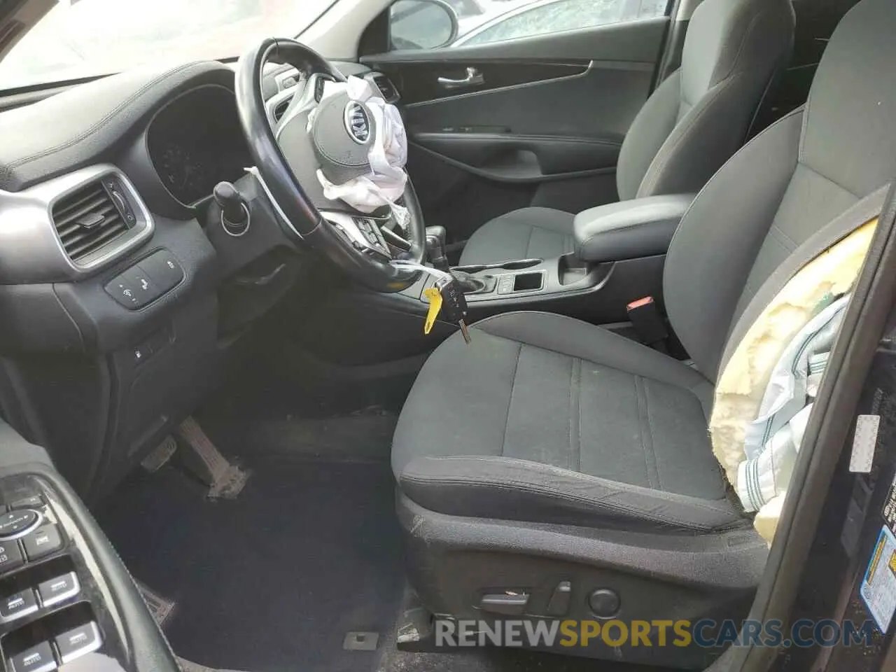 7 Photograph of a damaged car 5XYPGDA32KG597742 KIA SORENTO 2019
