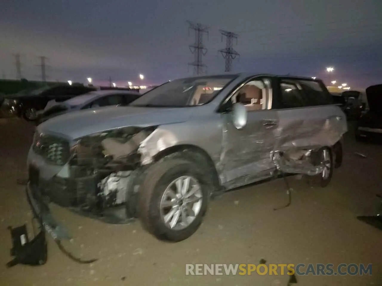 1 Photograph of a damaged car 5XYPGDA33KG480073 KIA SORENTO 2019