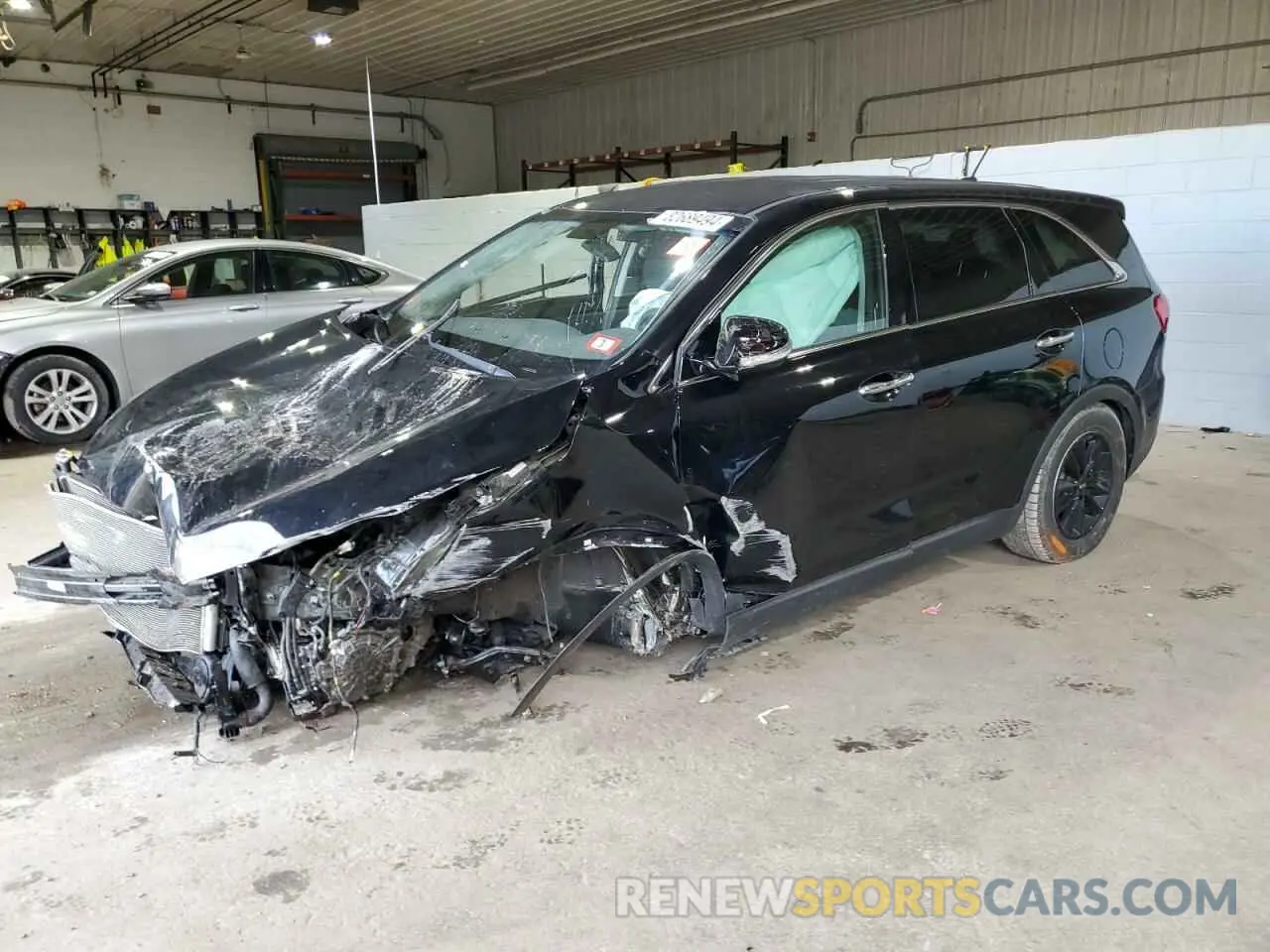 1 Photograph of a damaged car 5XYPGDA33KG548324 KIA SORENTO 2019