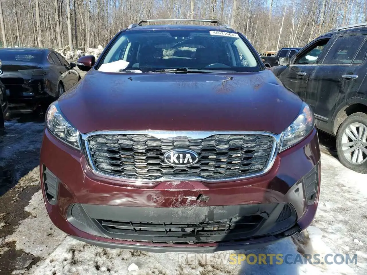 5 Photograph of a damaged car 5XYPGDA33KG596132 KIA SORENTO 2019