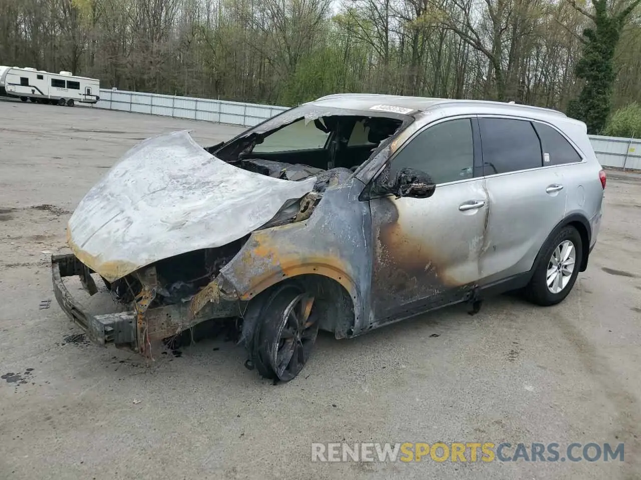 1 Photograph of a damaged car 5XYPGDA34KG434865 KIA SORENTO 2019