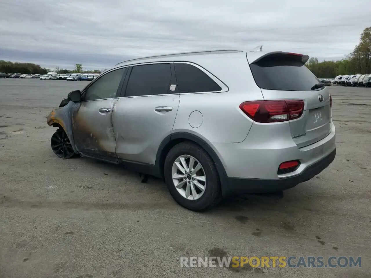 2 Photograph of a damaged car 5XYPGDA34KG434865 KIA SORENTO 2019