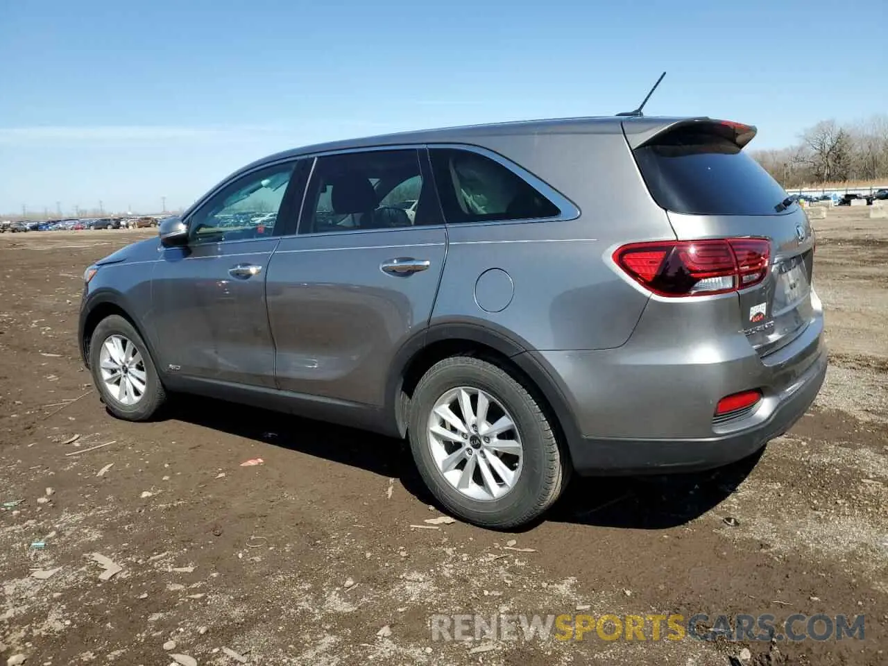 2 Photograph of a damaged car 5XYPGDA34KG525327 KIA SORENTO 2019