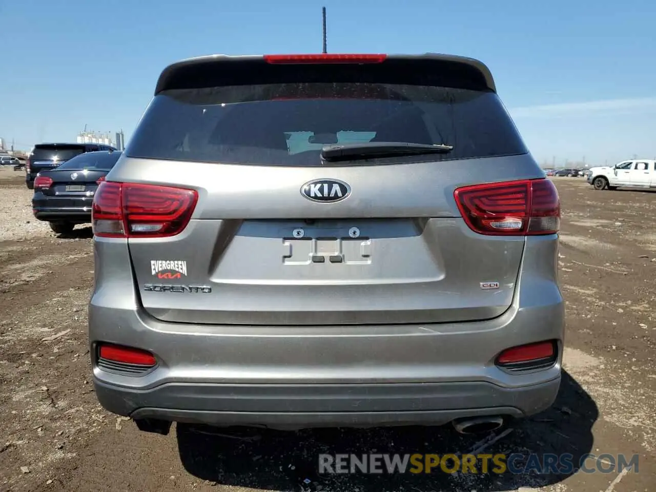 6 Photograph of a damaged car 5XYPGDA34KG525327 KIA SORENTO 2019