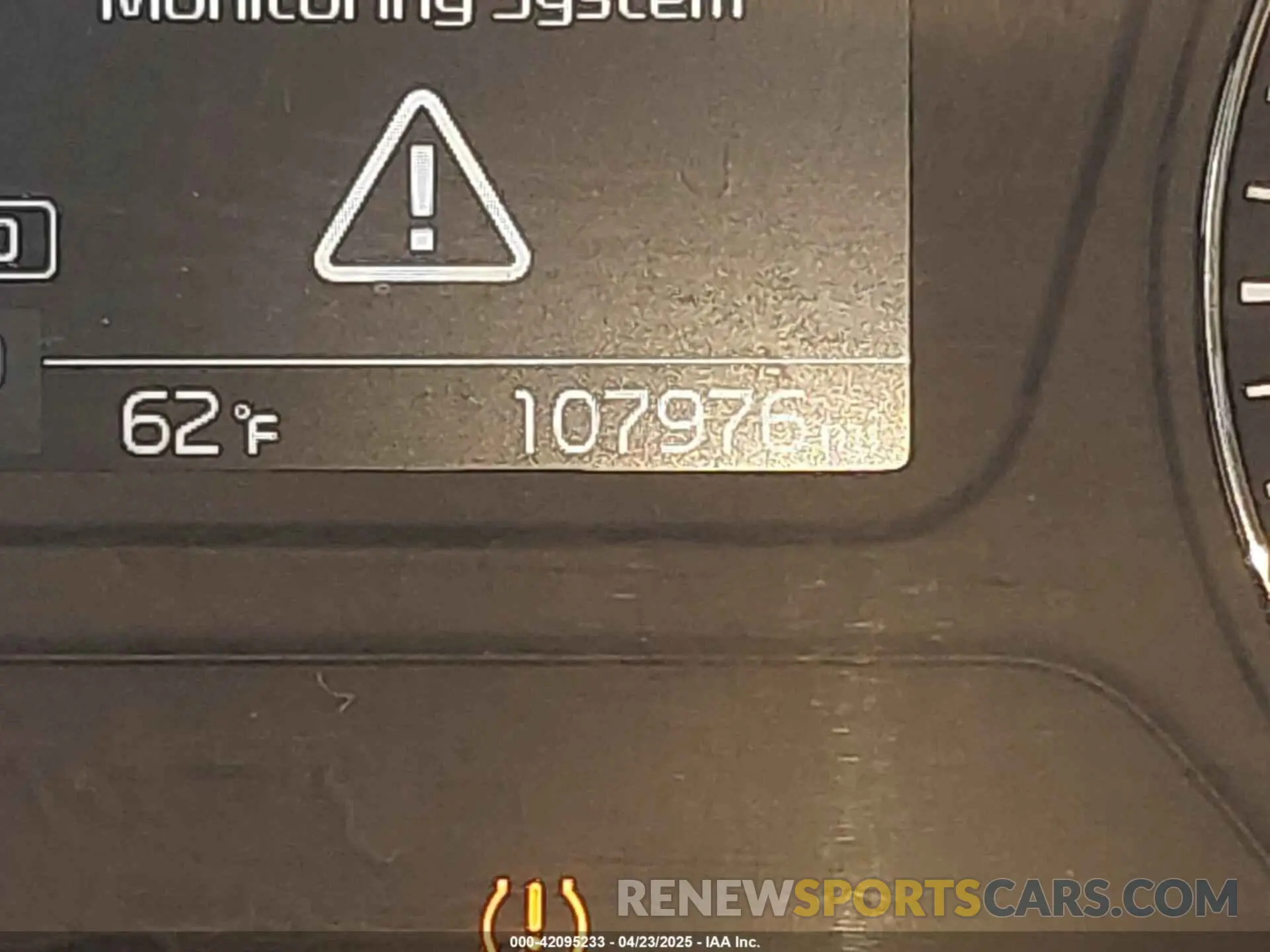 16 Photograph of a damaged car 5XYPGDA34KG592767 KIA SORENTO 2019