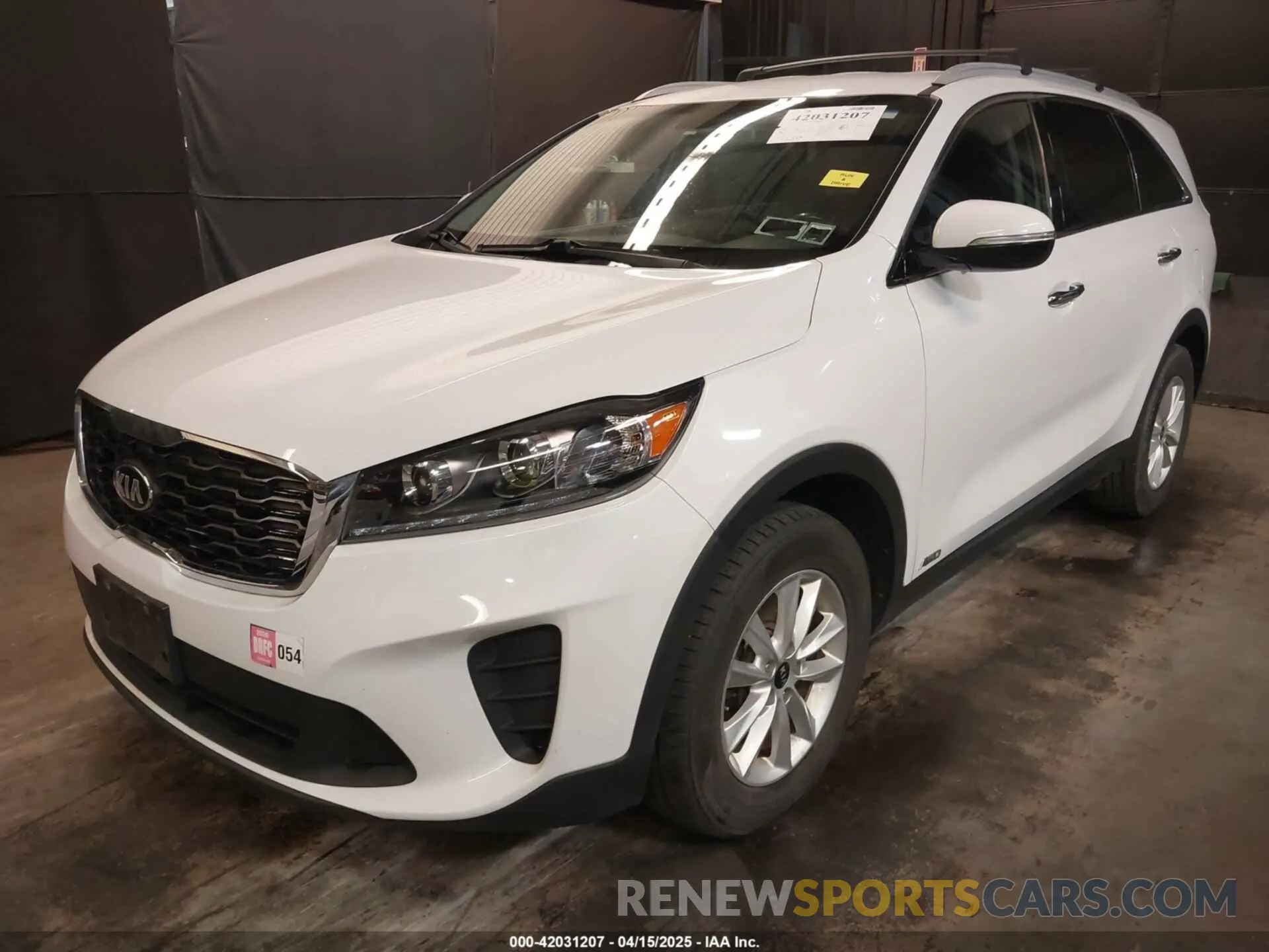 2 Photograph of a damaged car 5XYPGDA35KG451755 KIA SORENTO 2019