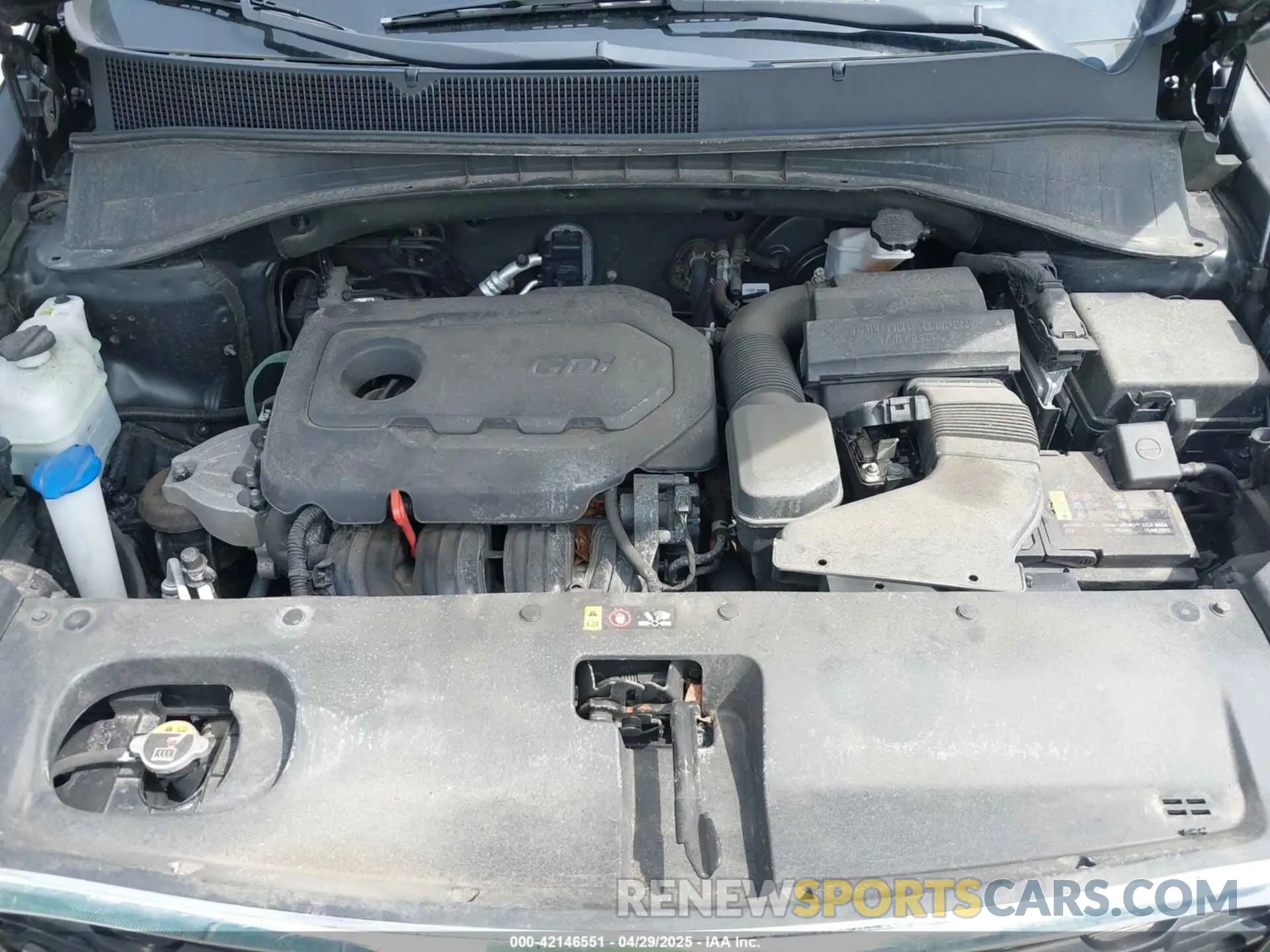 10 Photograph of a damaged car 5XYPGDA36KG439646 KIA SORENTO 2019